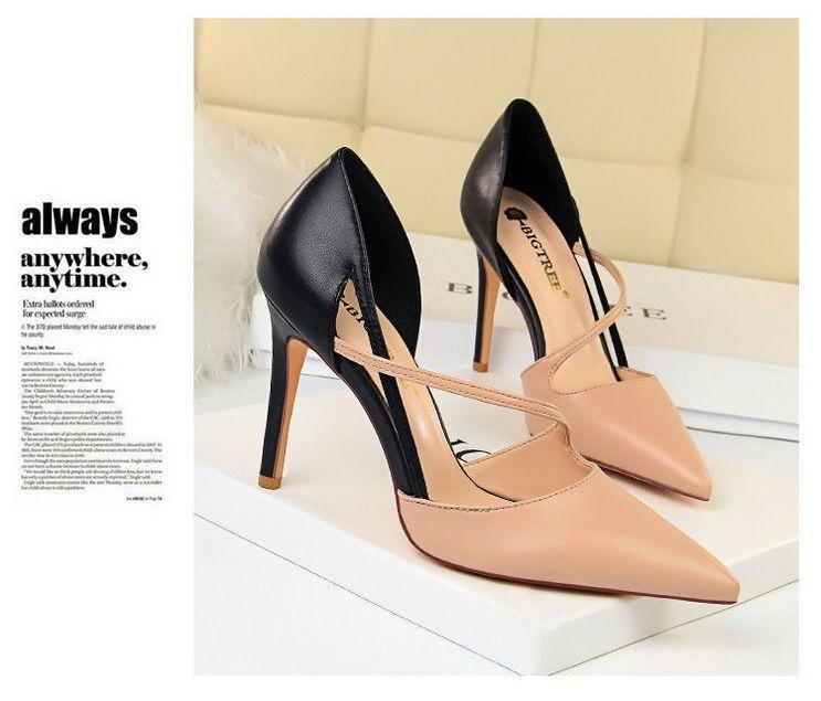 Color Block Pointy Pumps Product Image