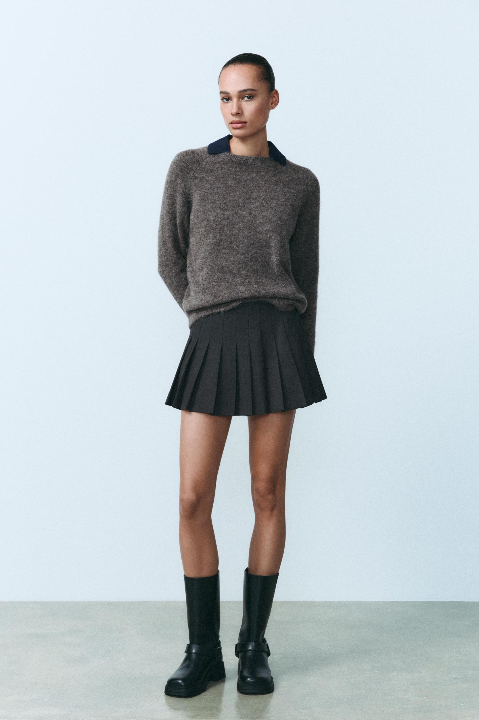 PLEATED SKORT Product Image