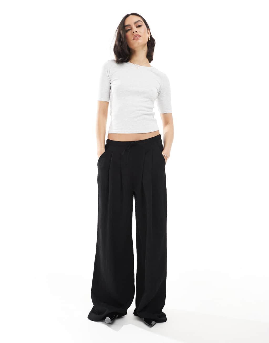 Pull&Bear t-shirt in grey marl Product Image