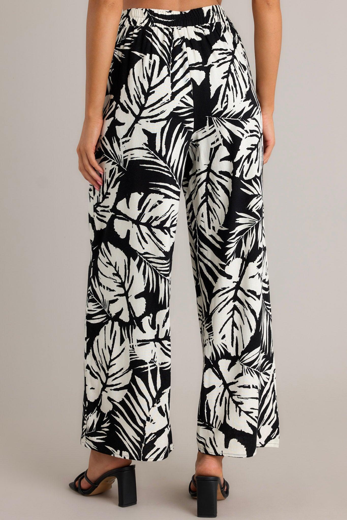 Shadow Palm Black Tropical Print Pants Product Image