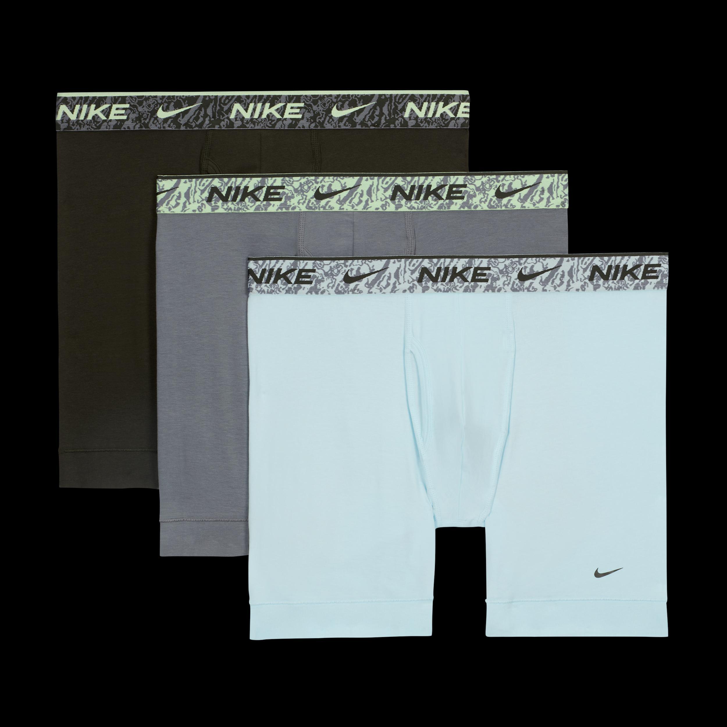 Nike Men's Dri-FIT Essential Cotton Stretch Boxer Briefs (3-Pack) Product Image