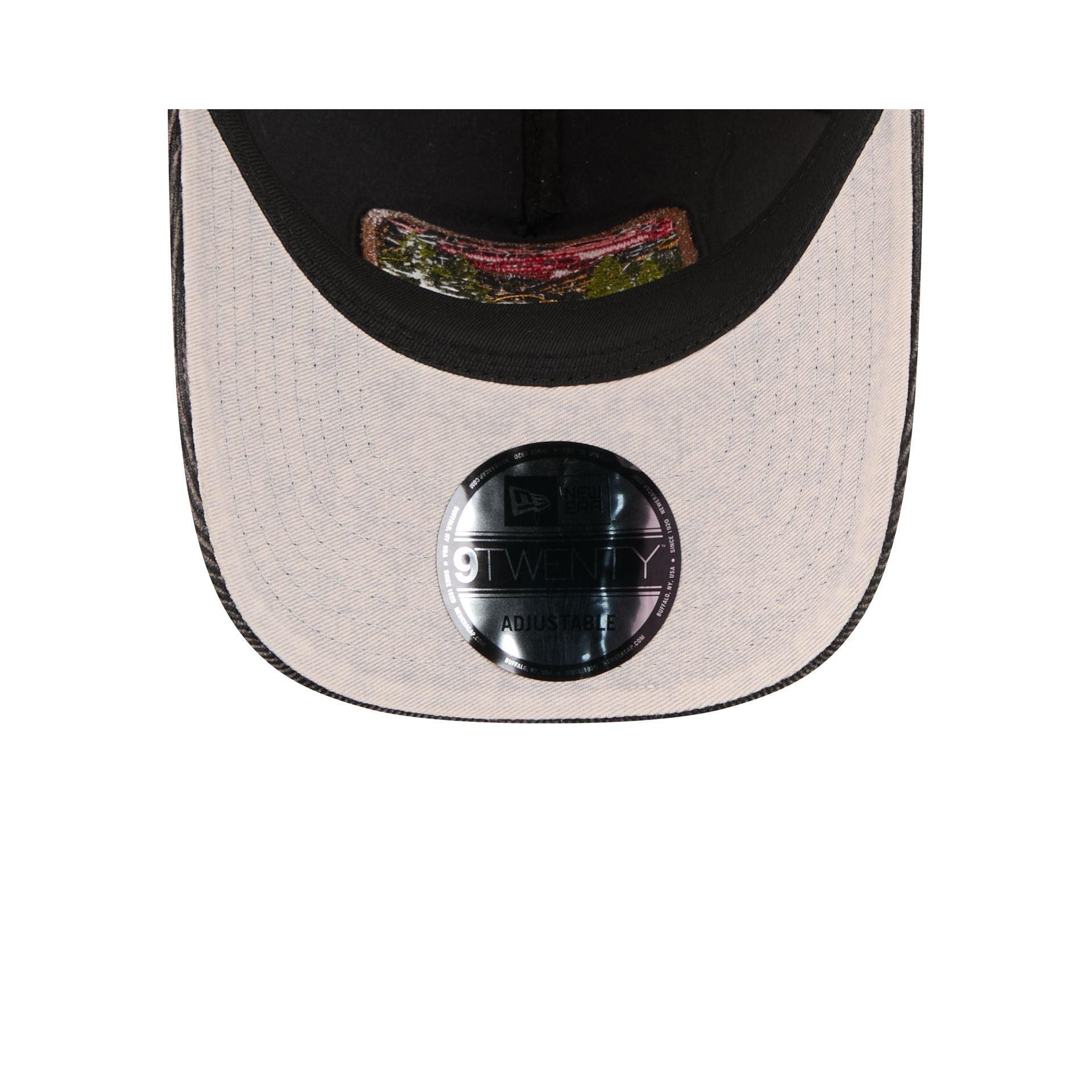 Chicago Blackhawks Vintage Landscape 9TWENTY A-Frame Trucker Hat Male Product Image