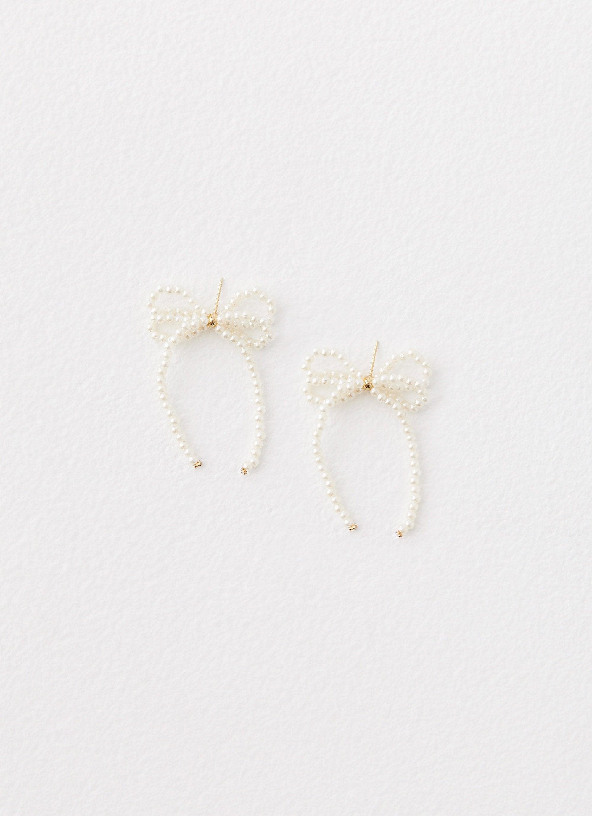 Cutie Bow Earrings - Ivory Product Image