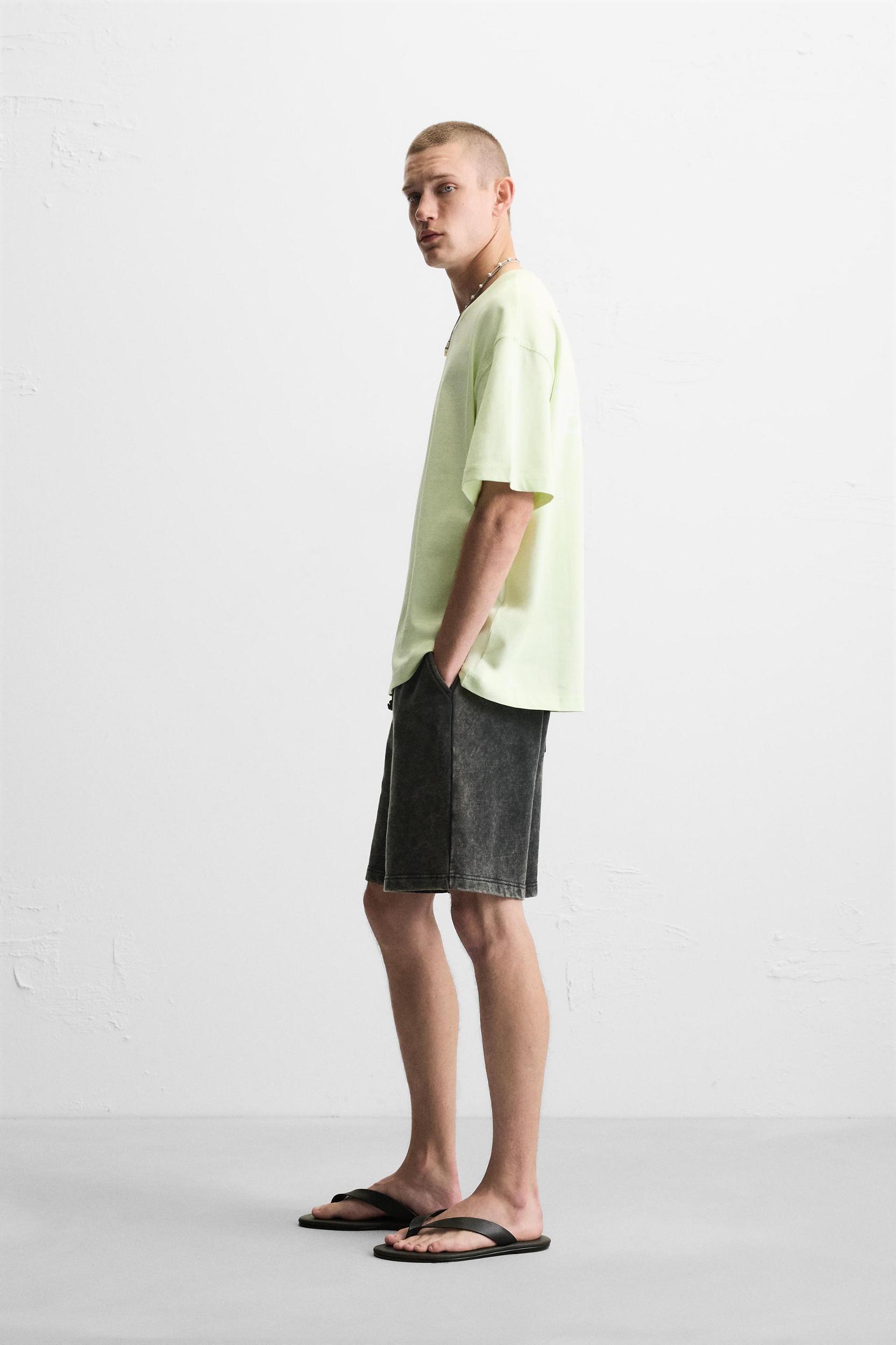 PRINTED TEXT T-SHIRT Product Image