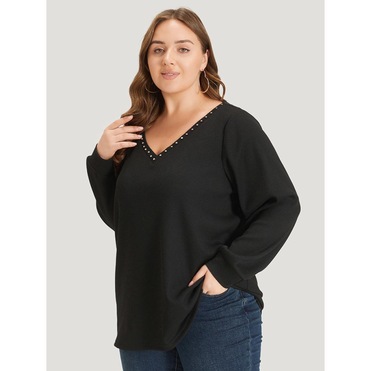 Plus Size Plain Rivets V Neck Elastic Cuffs Sweatshirt Women Black Casual Elastic cuffs V-neck Dailywear Sweatshirts BloomChic 22-24/3X Product Image