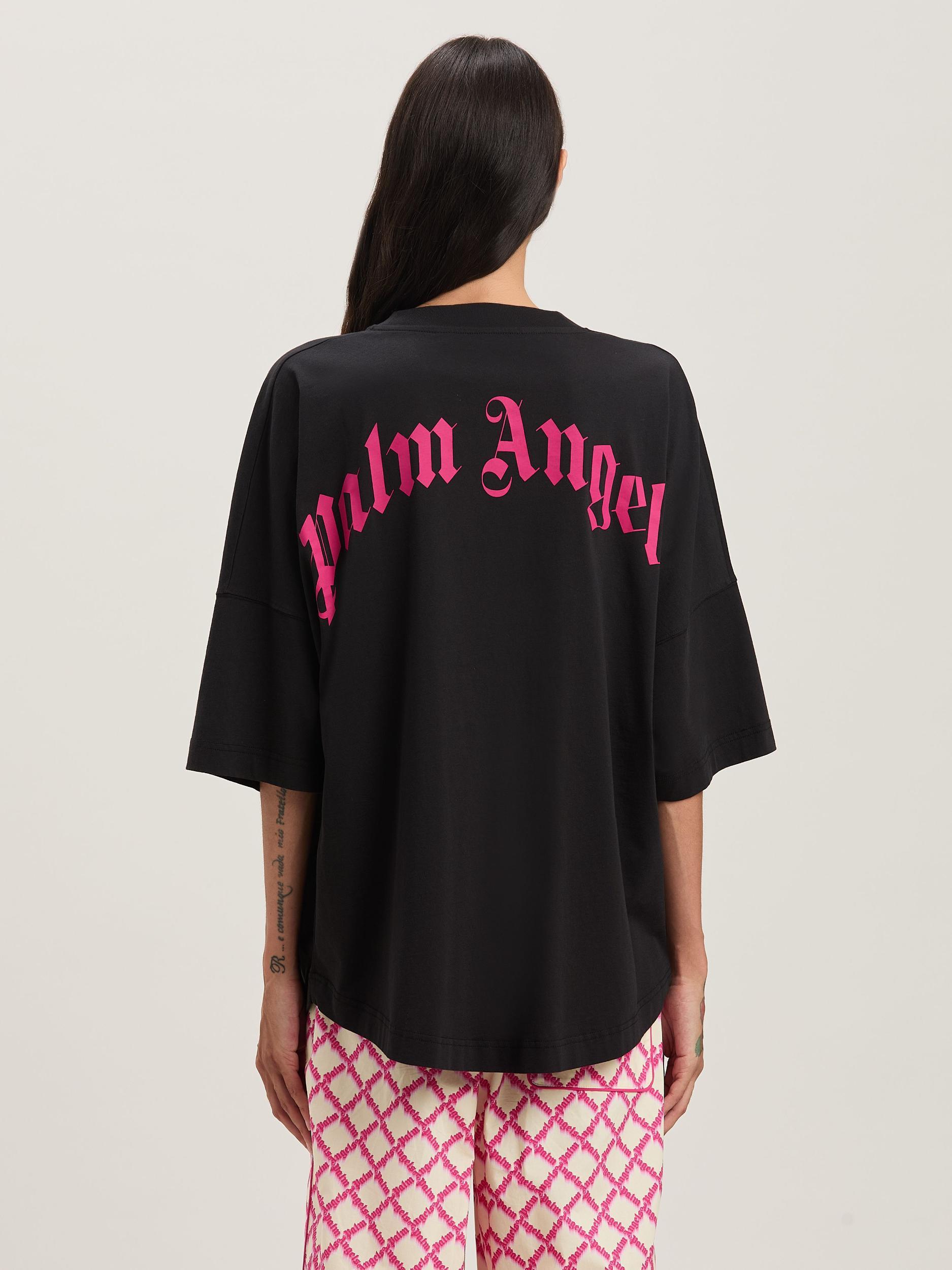CURVED LOGO LOOSE TEE Product Image