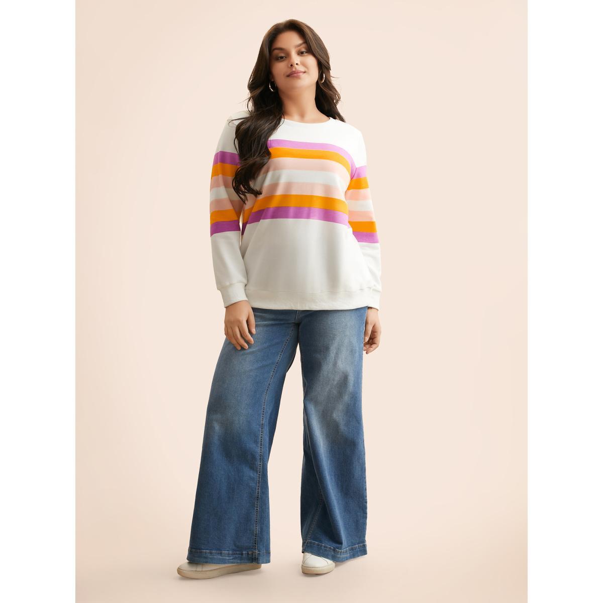 Plus Size Contrast Striped Crew Neck Sweatshirt Women Originalwhite Casual Contrast Round Neck Everyday Sweatshirts BloomChic 28/5X Product Image