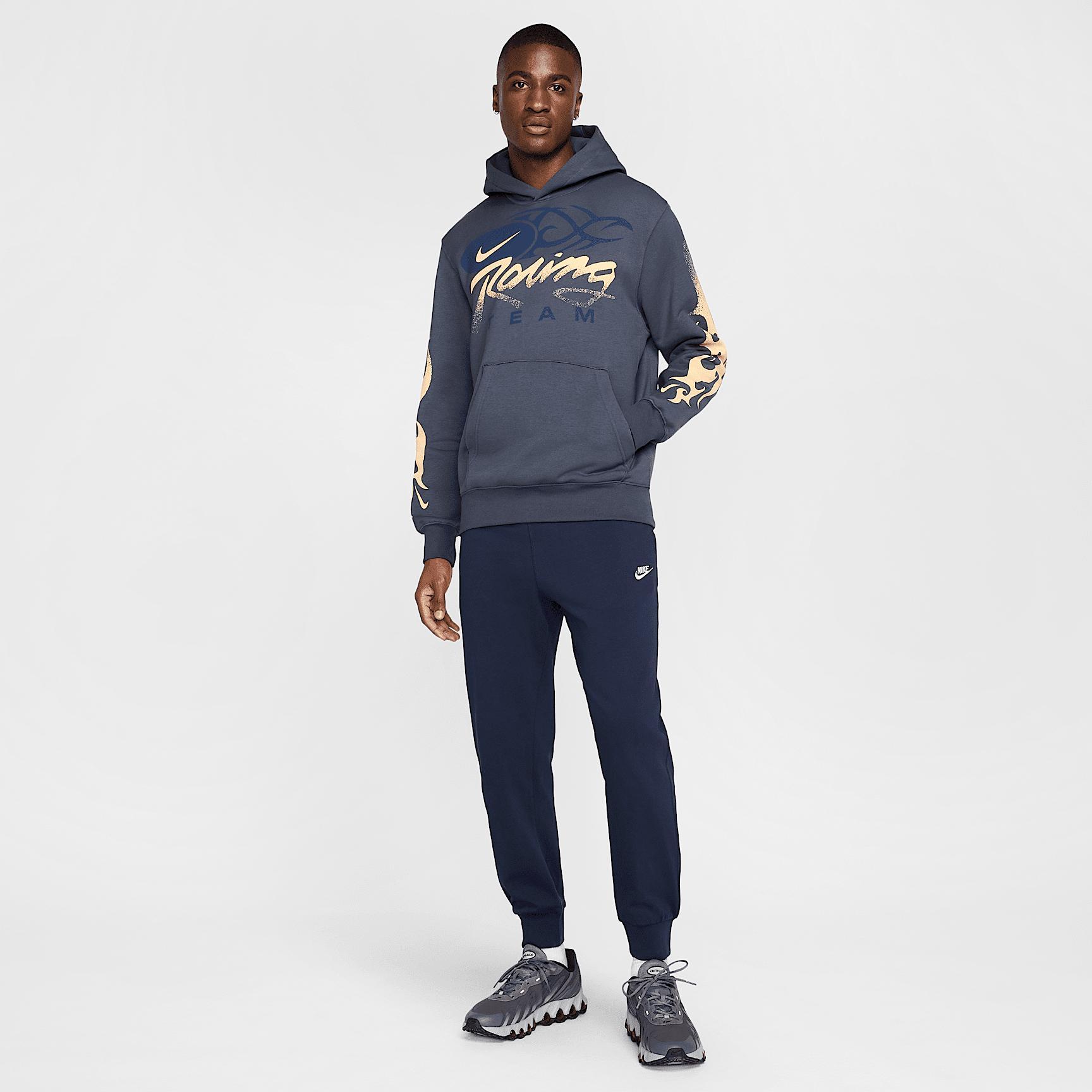 Men's Nike Sportswear Club Pullover Hoodie Product Image
