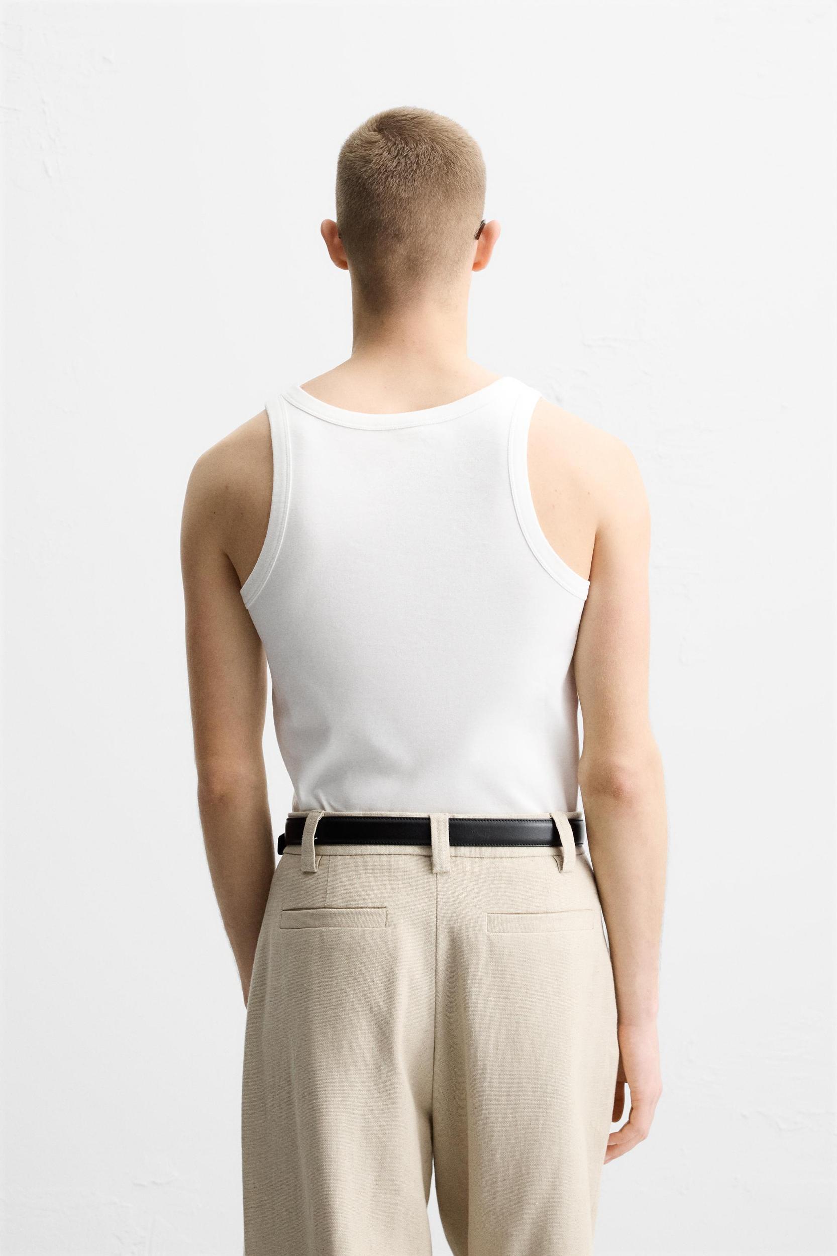 TANK TOP Product Image