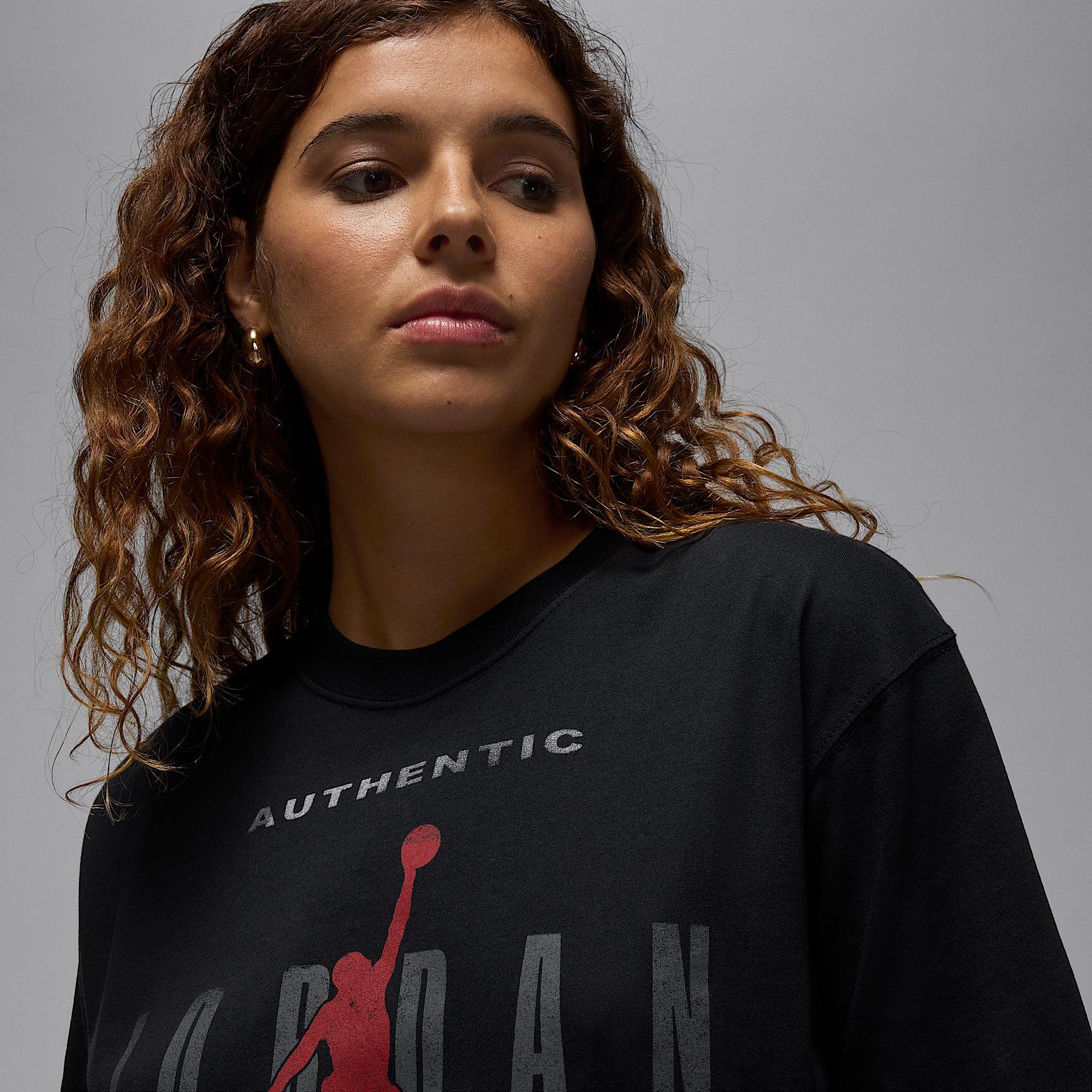 Womens Jordan Flight Graphic T-Shirt | IB9943-010 Product Image