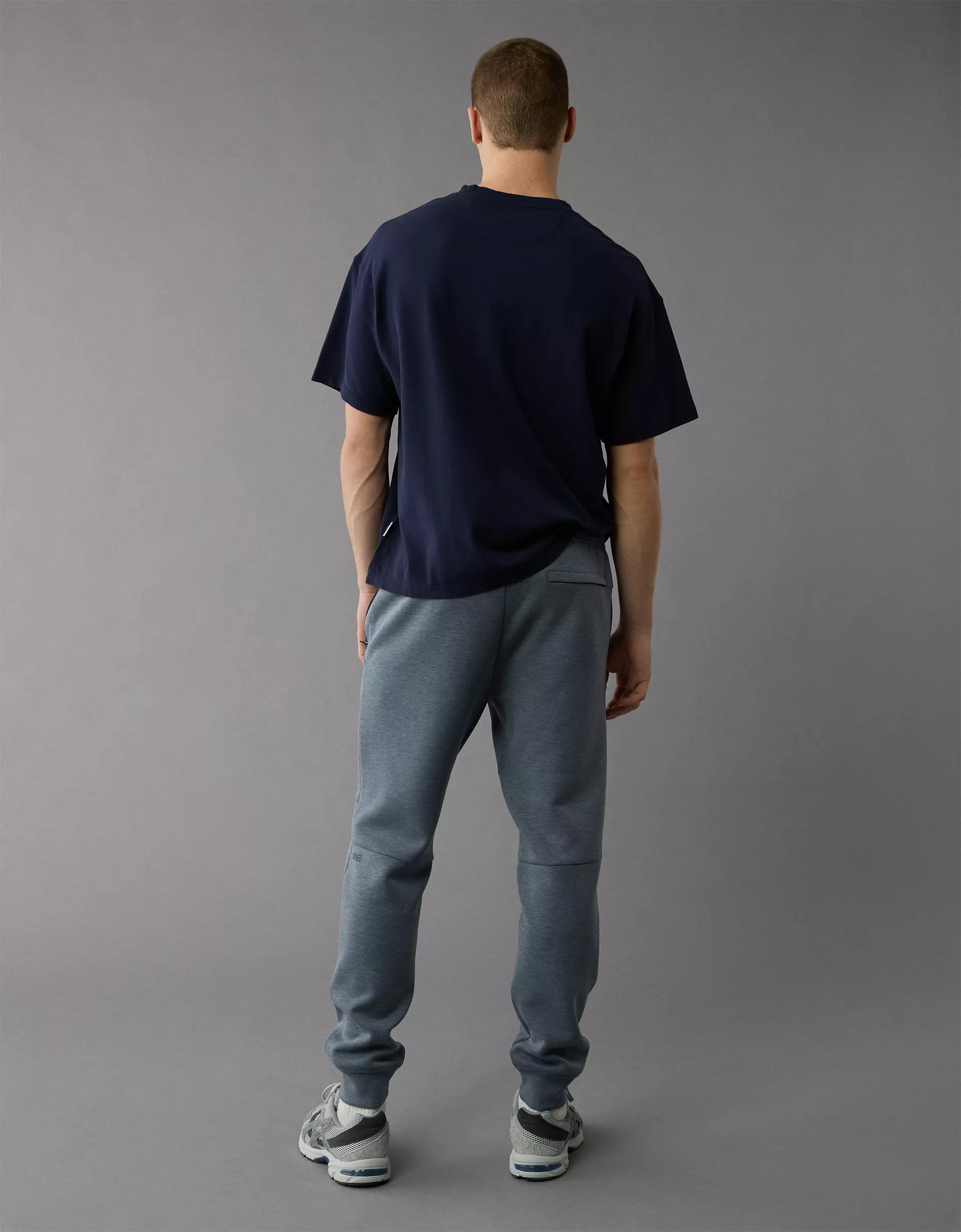 AE 24/7 Jogger Product Image