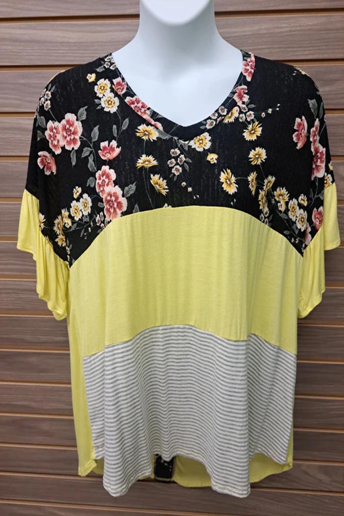 Plus Short Sleeved Floral Color Block Product Image