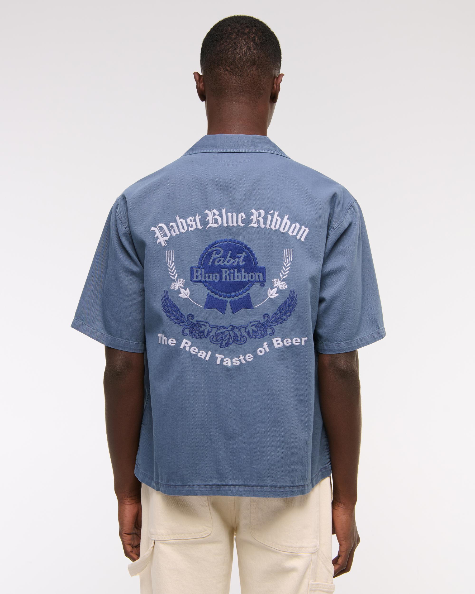 Short-Sleeve Cropped Modelo Workwear Button-Up Shirt Product Image