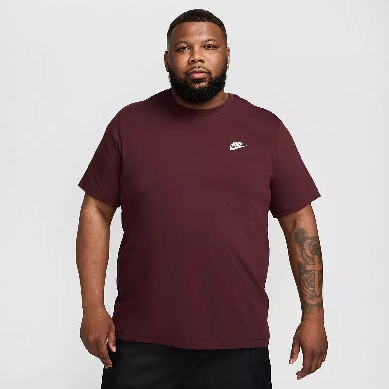 Men's Nike Sportswear Club T-Shirt Product Image