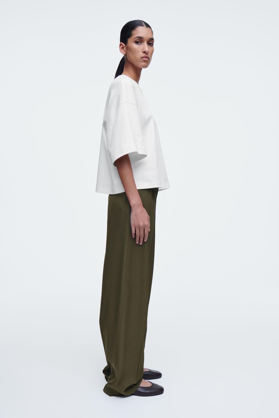 OVERSIZED BOXY T-SHIRT Product Image