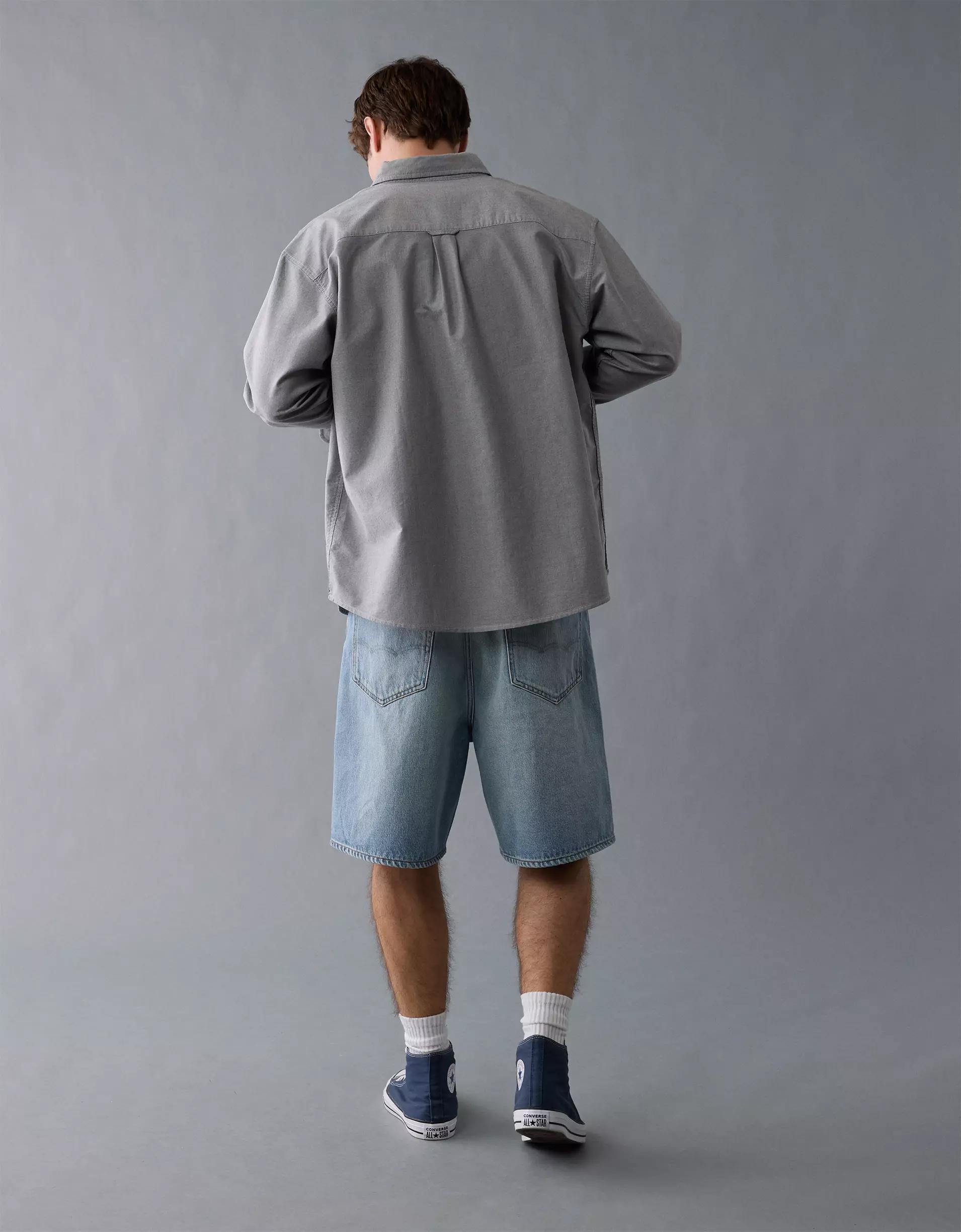 AE Everyday Relaxed Oxford Button-Up Shirt Product Image