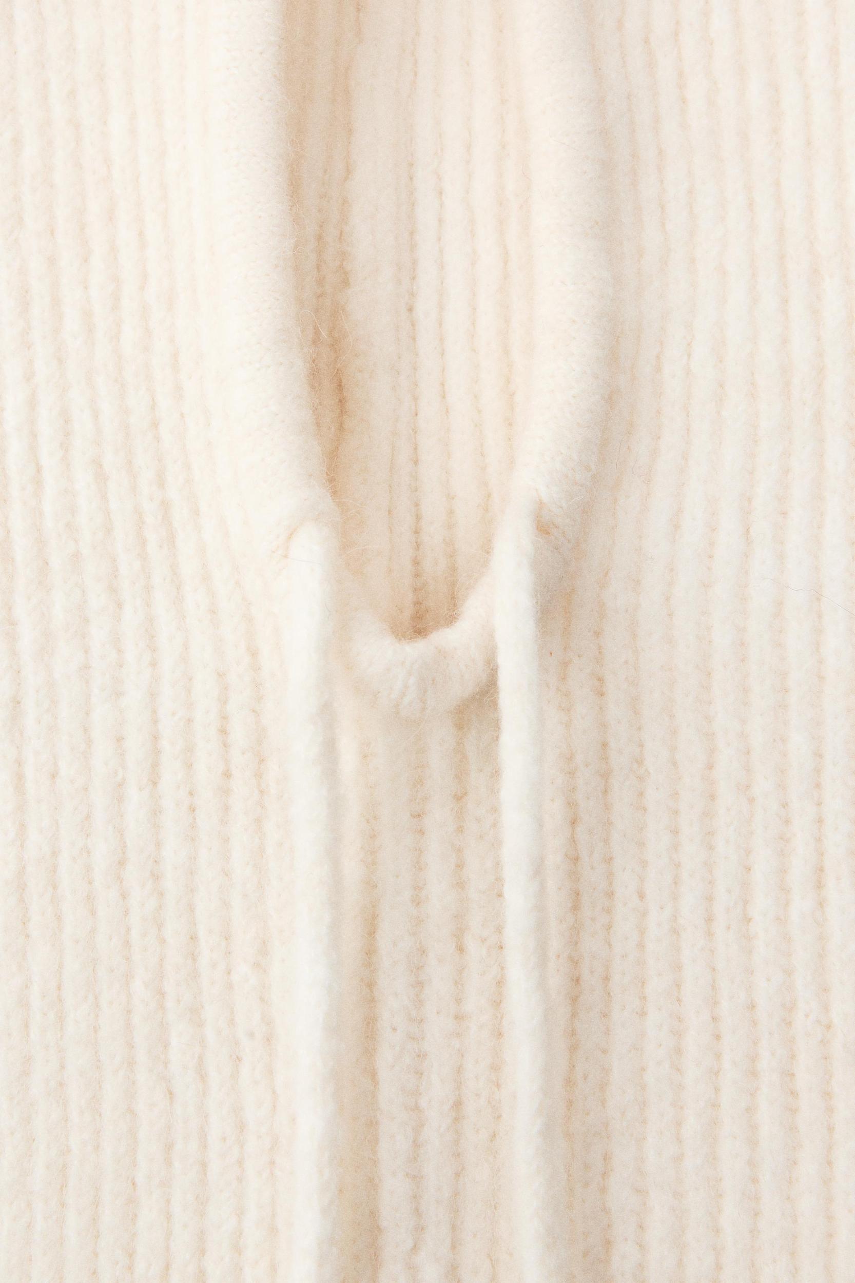 RIBBED DRAWSTRING KNIT HOOD Product Image