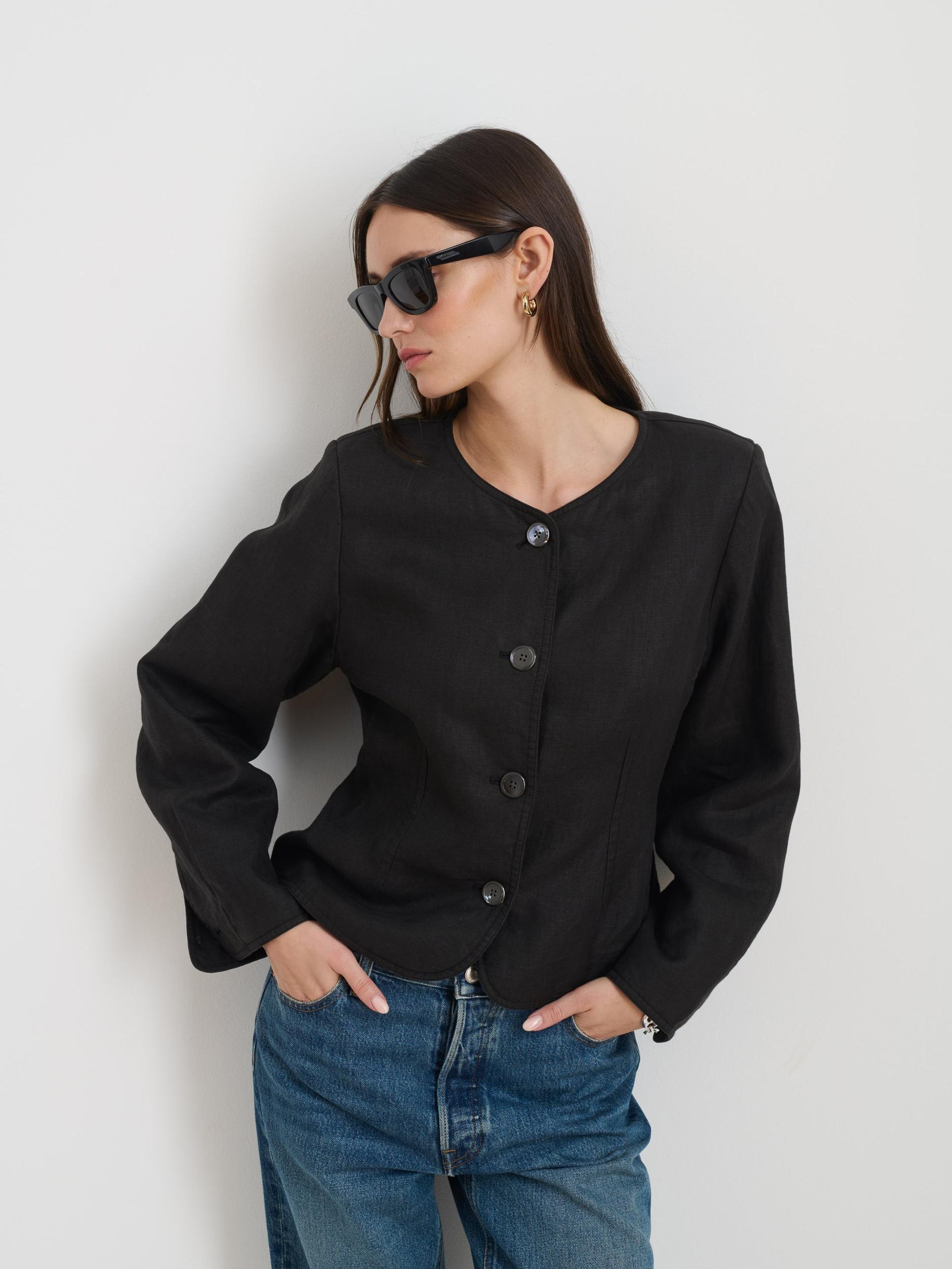Luna Jacket In Linen Product Image
