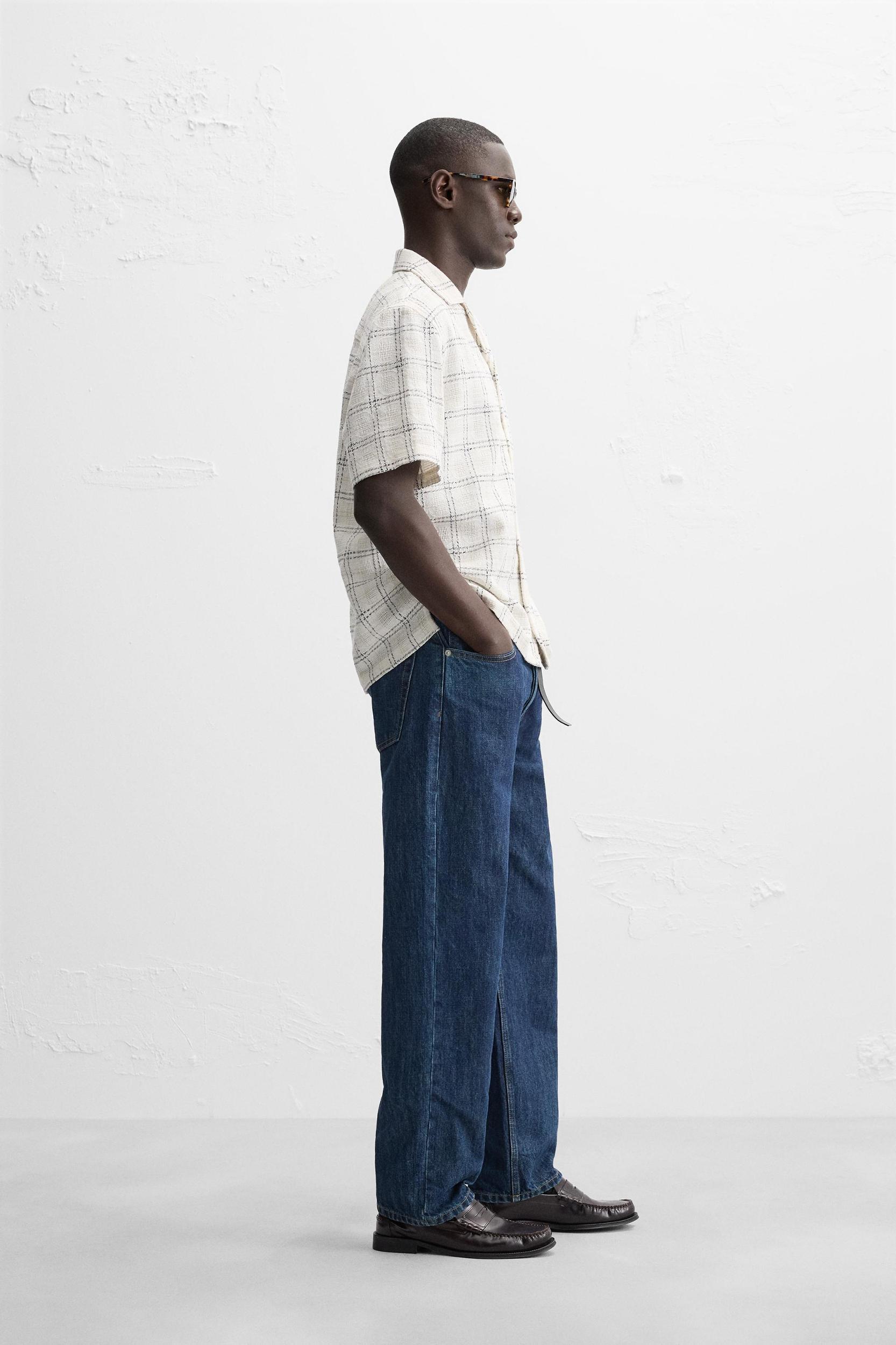 CONTRASTING TEXTURED WEAVE SHIRT Product Image