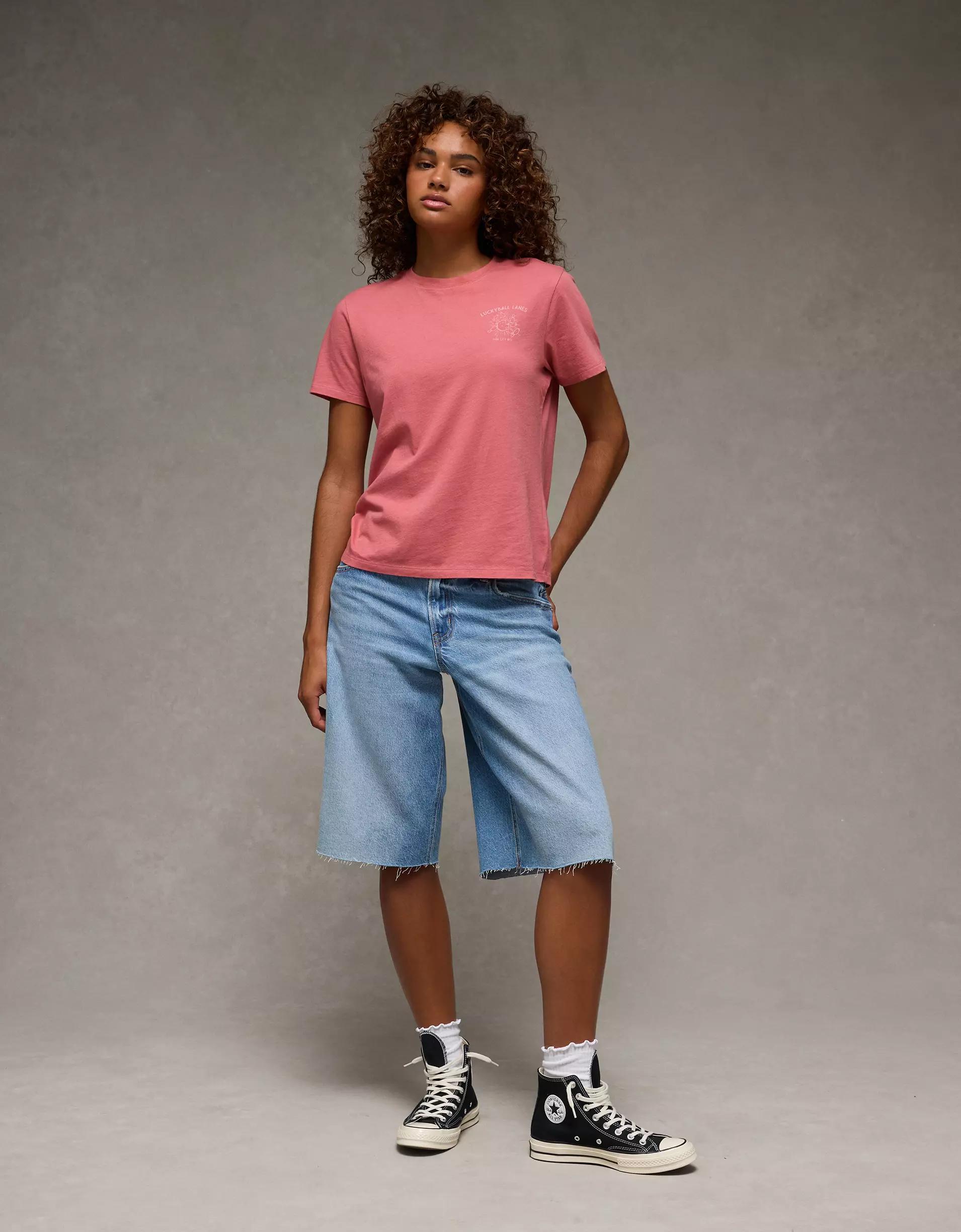 AE Classic Sporty Graphic T-Shirt Product Image