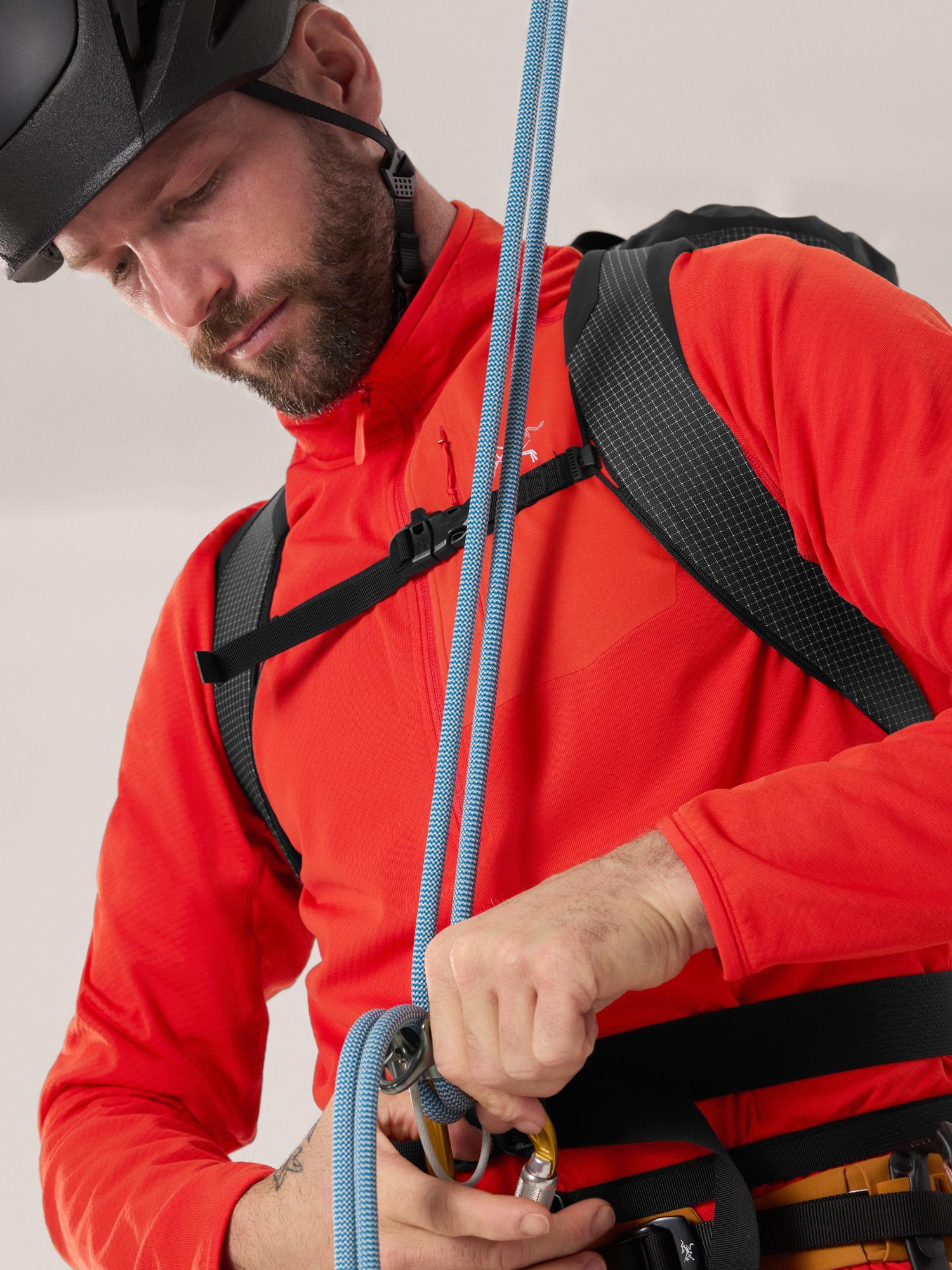 Delta 1/2 Zip Neck Men's Product Image