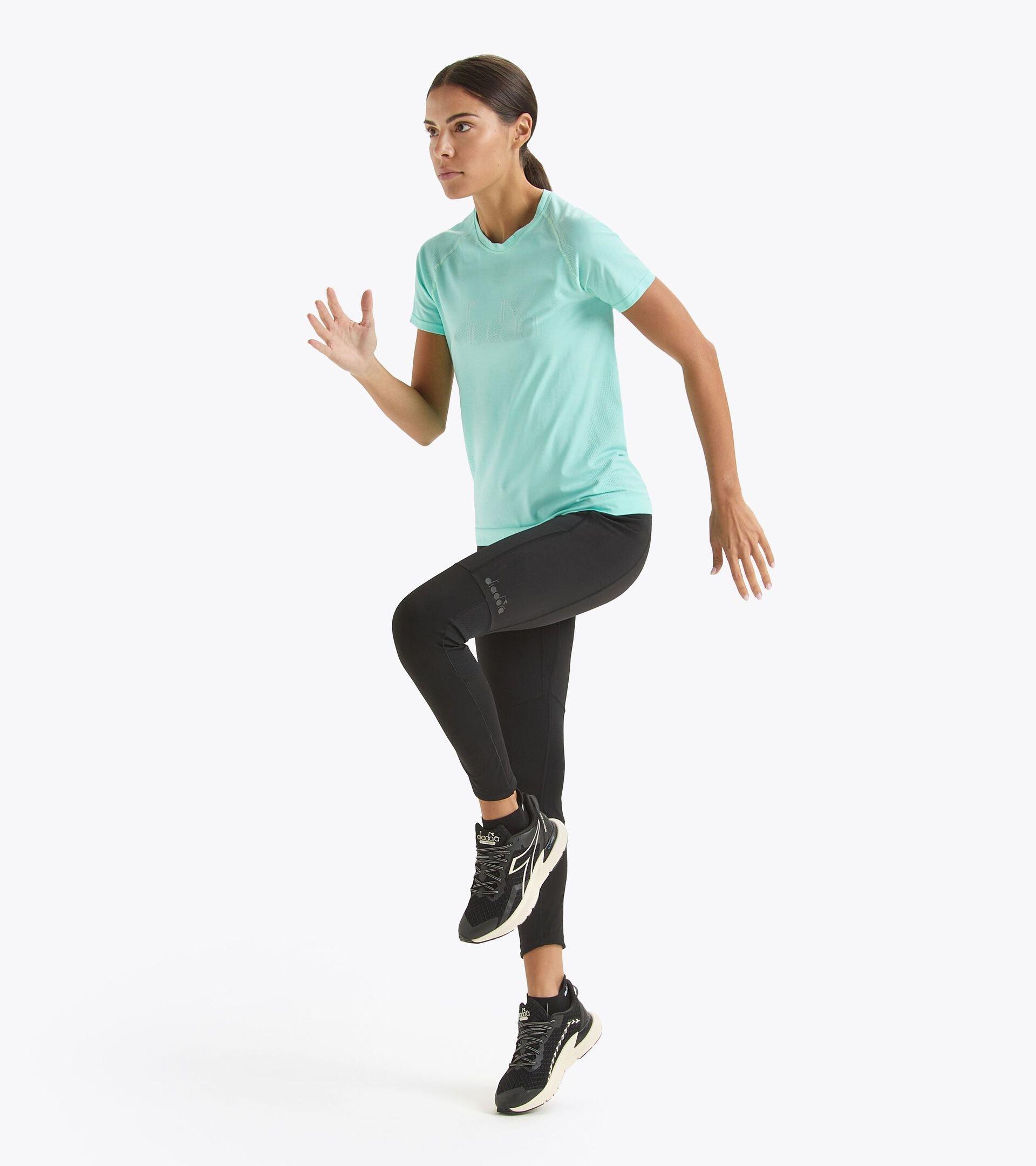 L. TIGHTS RUN CREW Product Image