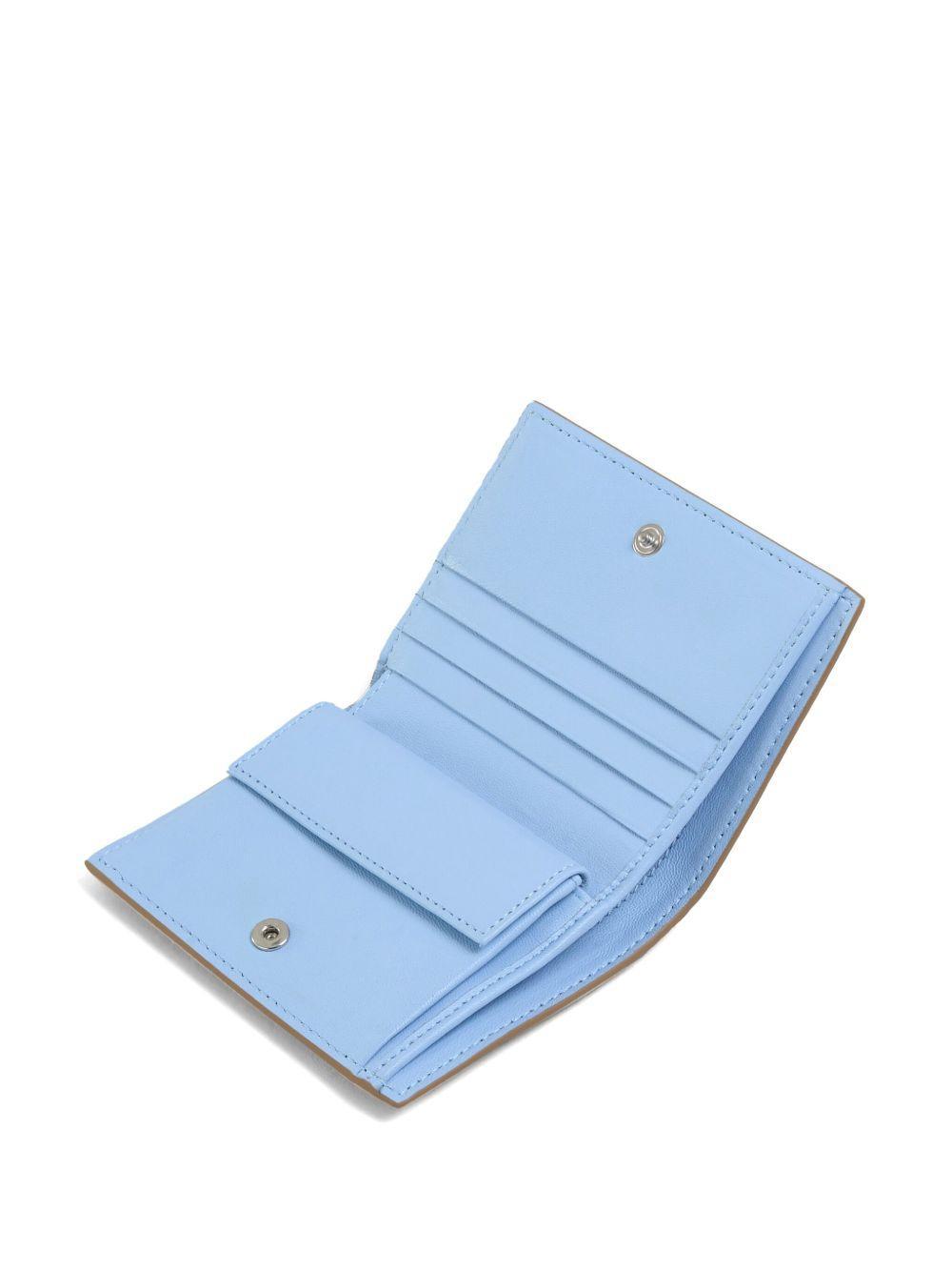 bi-fold leather wallet Product Image