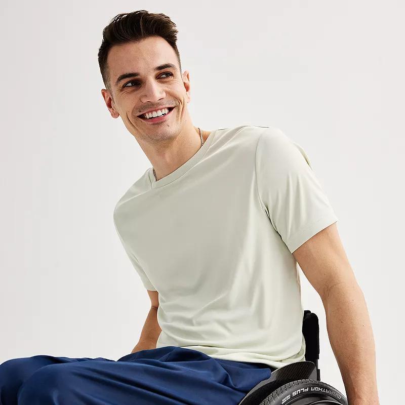 Men's Tek Gear® Adaptive DryTek Tee,  Product Image