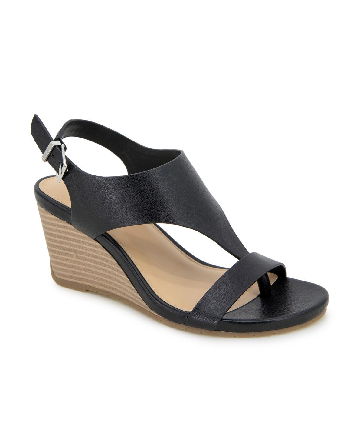 Kenneth Cole Reaction Greatly Thong Women's Shoes Product Image