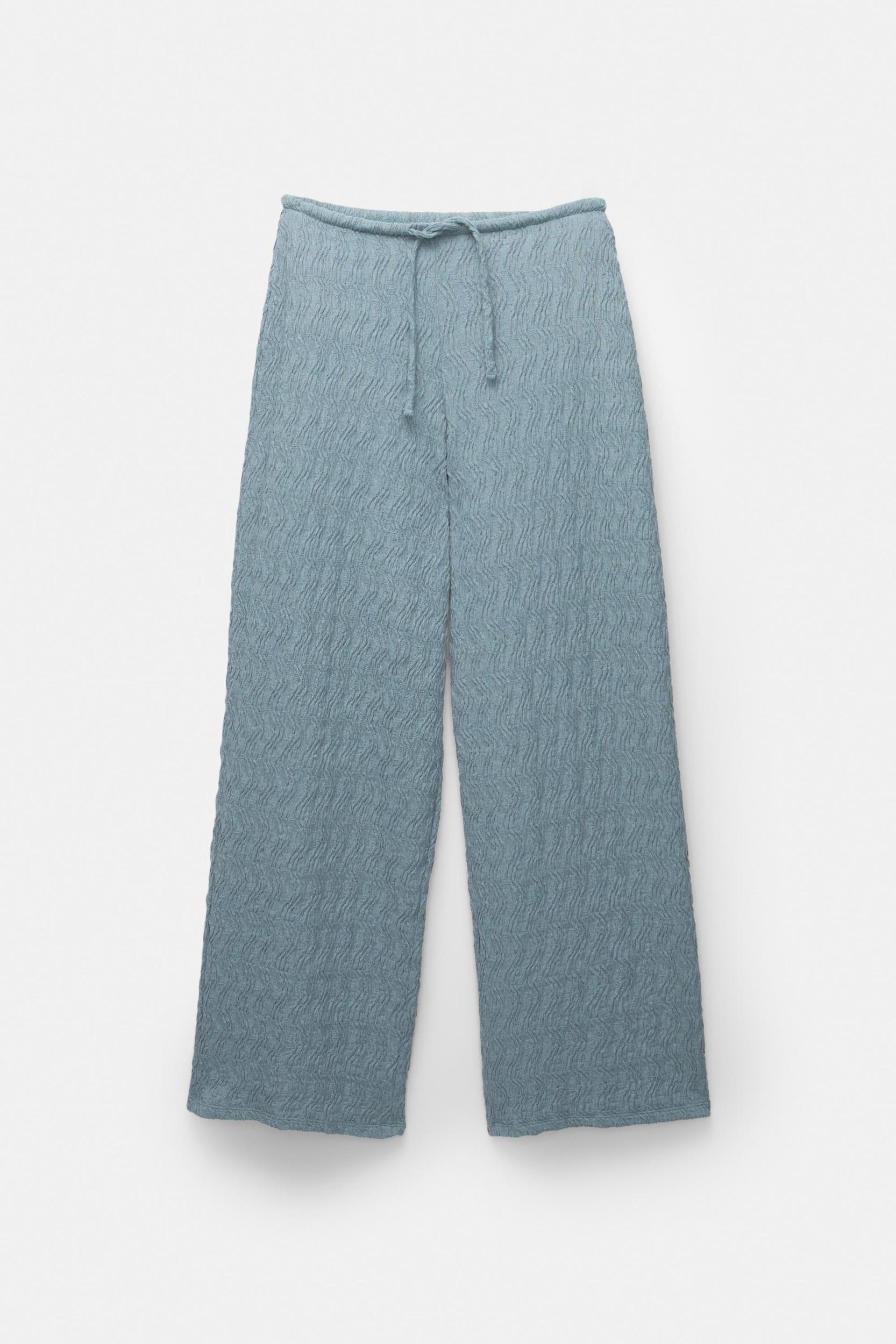 Textured loose-fitting pants Product Image