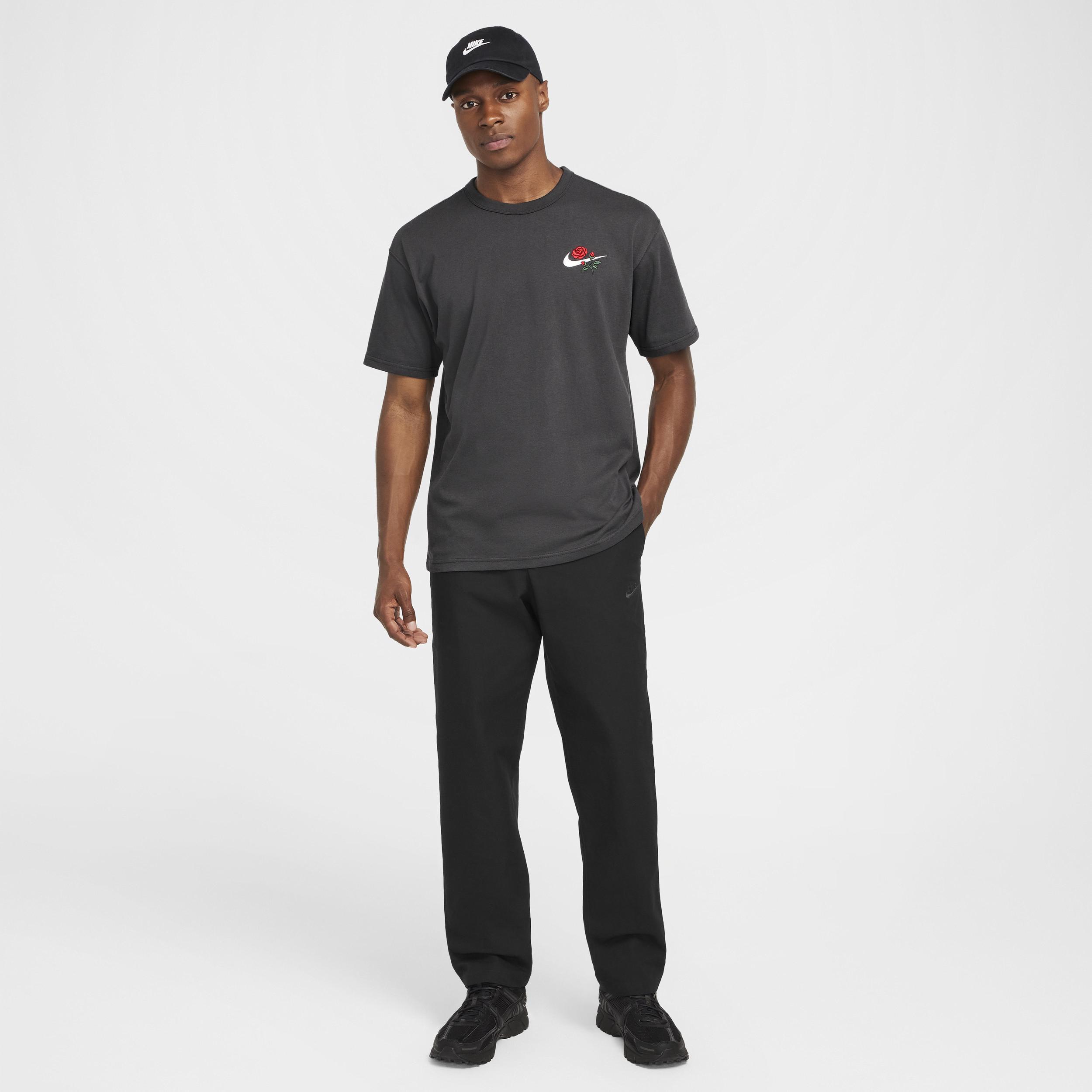 Mens Nike Sportswear Max90 T-Shirt | FZ7975-060 Product Image