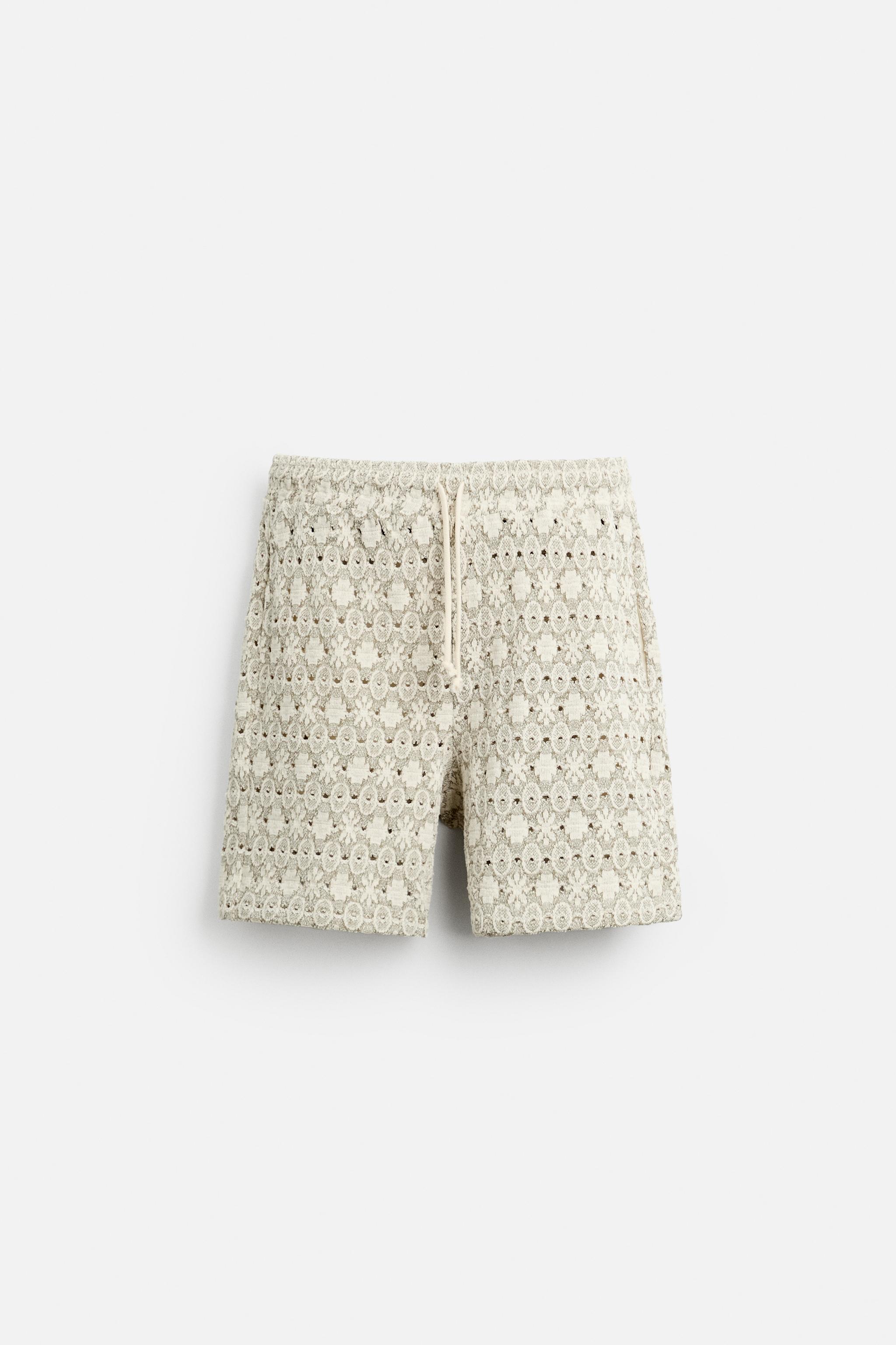 GEOMETRIC JACQUARD SHORTS Product Image