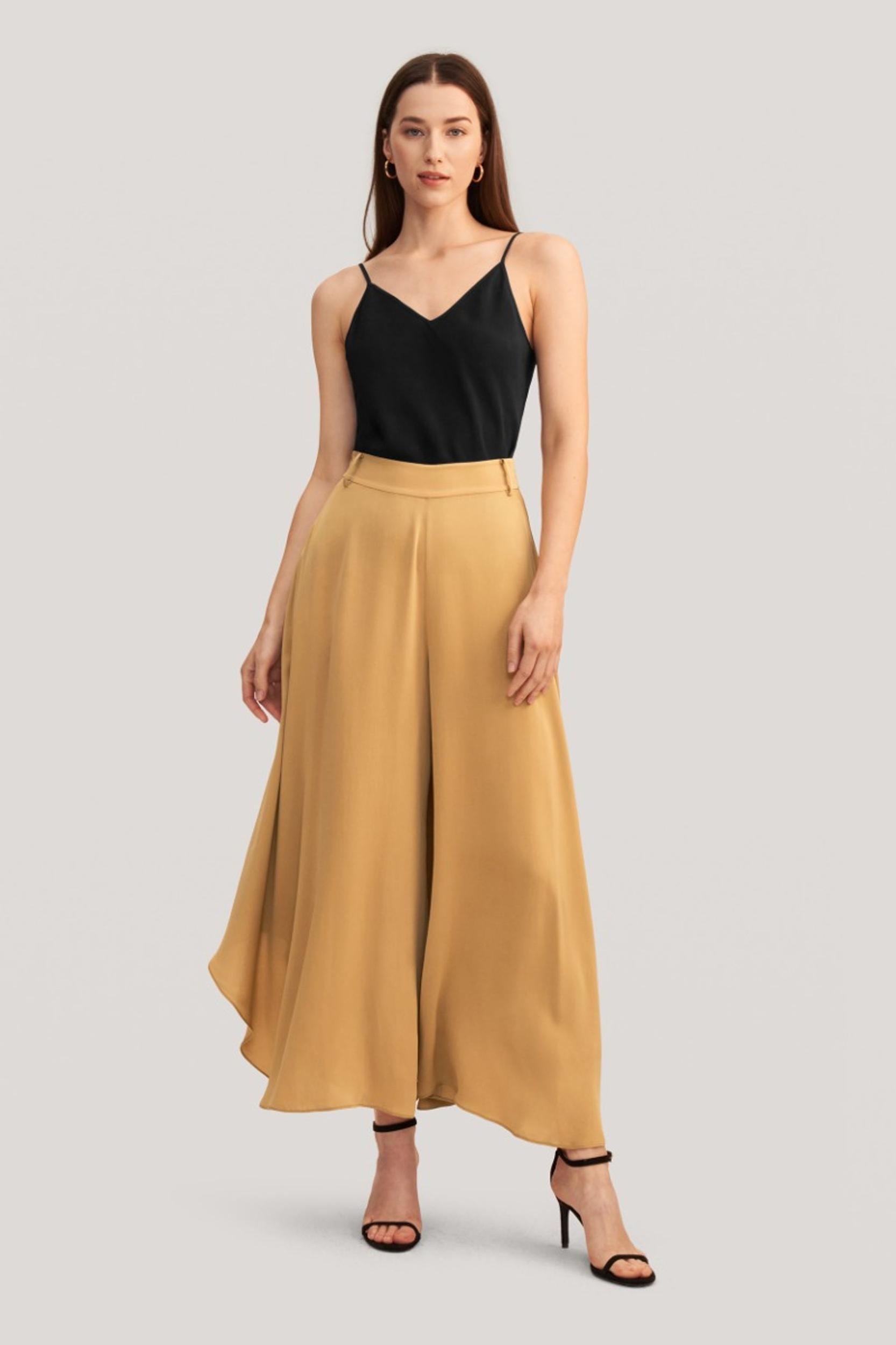 Gentle V Neck Silk Camisole Product Image