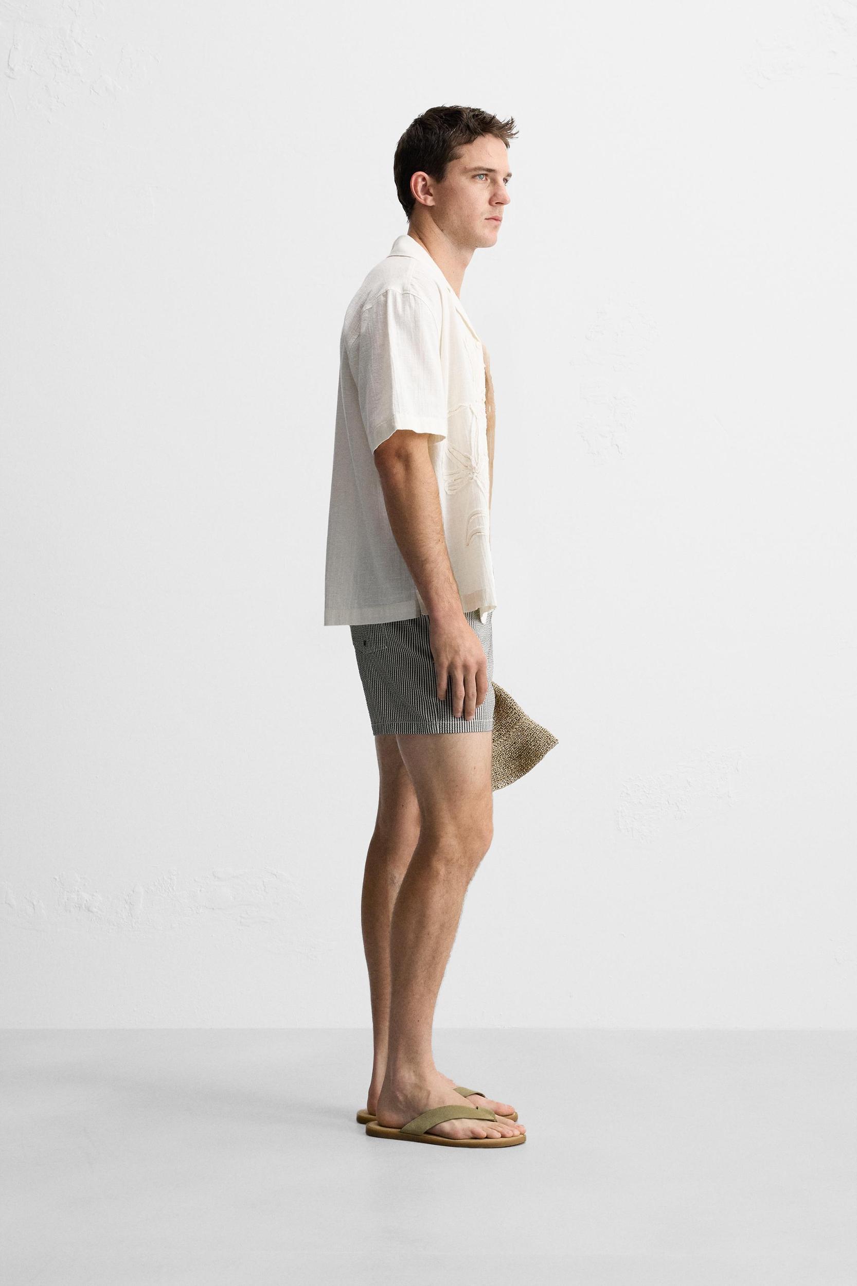 REGULAR SEERSUCKER SWIM TRUNKS Product Image