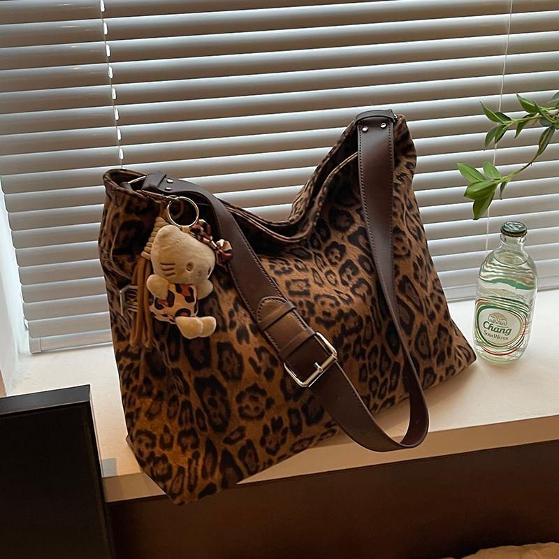 Leopard Print Tote Bag Product Image