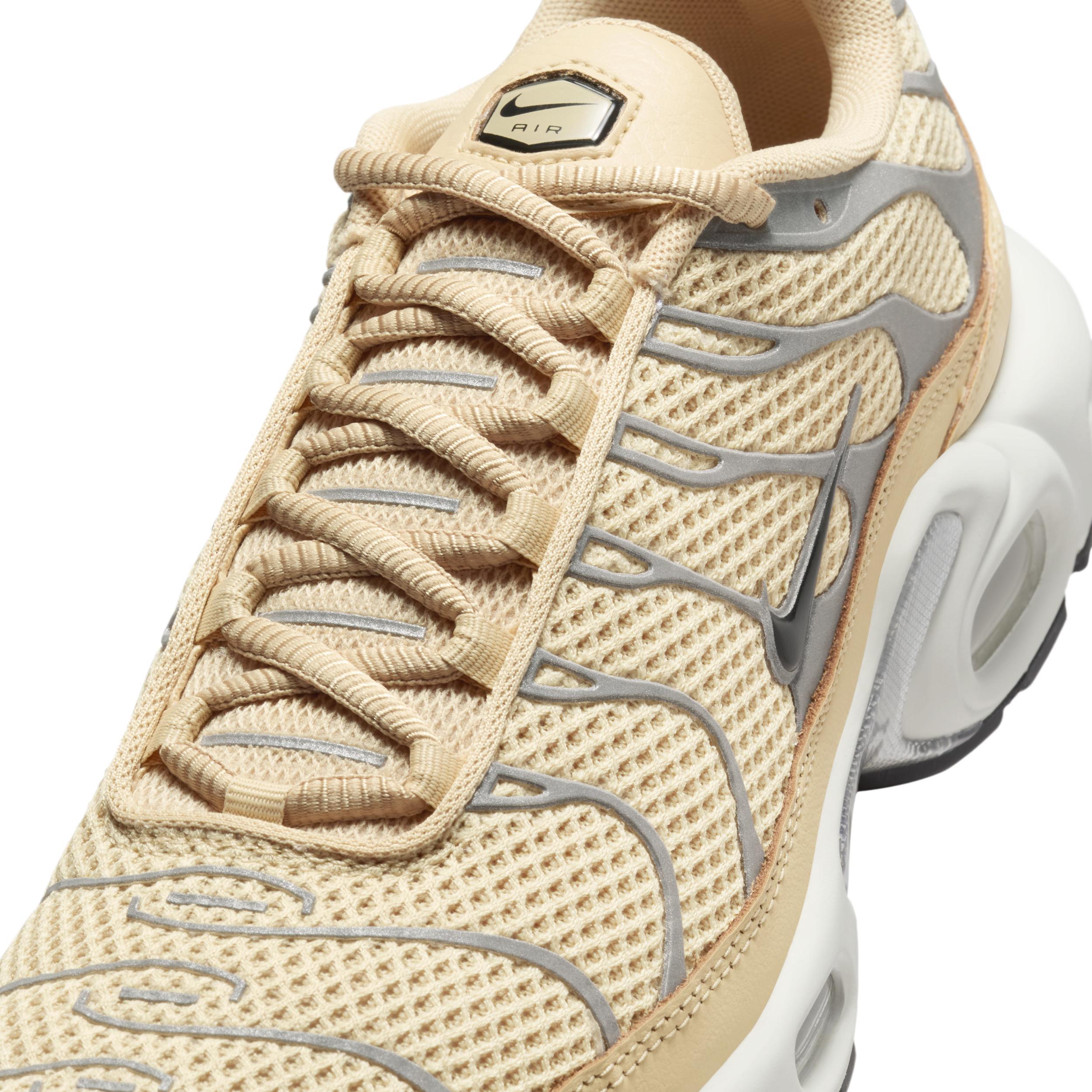 Nike Air Max Plus Women's Shoes Product Image