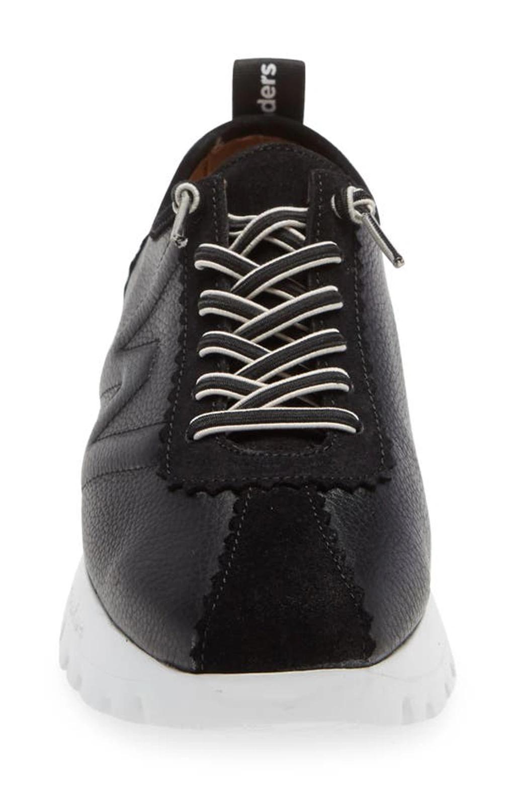 WONDERS Sport Sneaker In Black Product Image