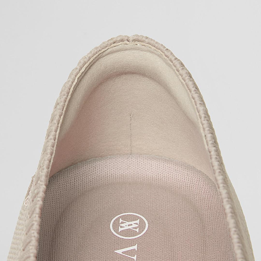 Pointed-Toe Ballet Flats (Aria 5°) Product Image