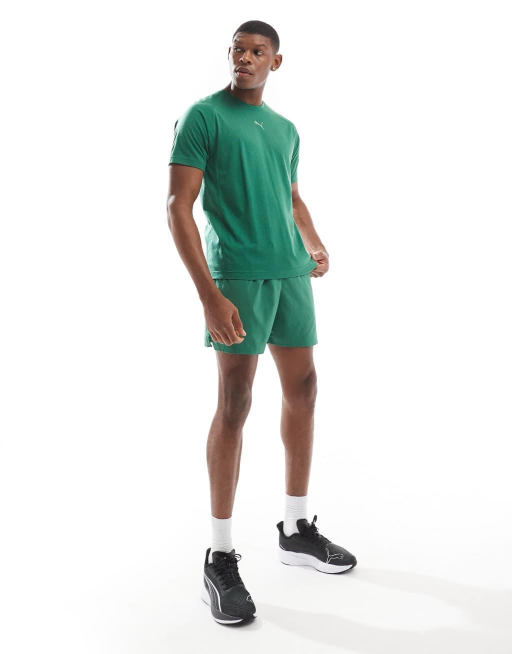 PUMA Run short sleeve tee in vine green Product Image