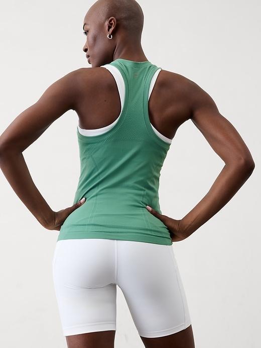 Momentum Seamless Tank Product Image