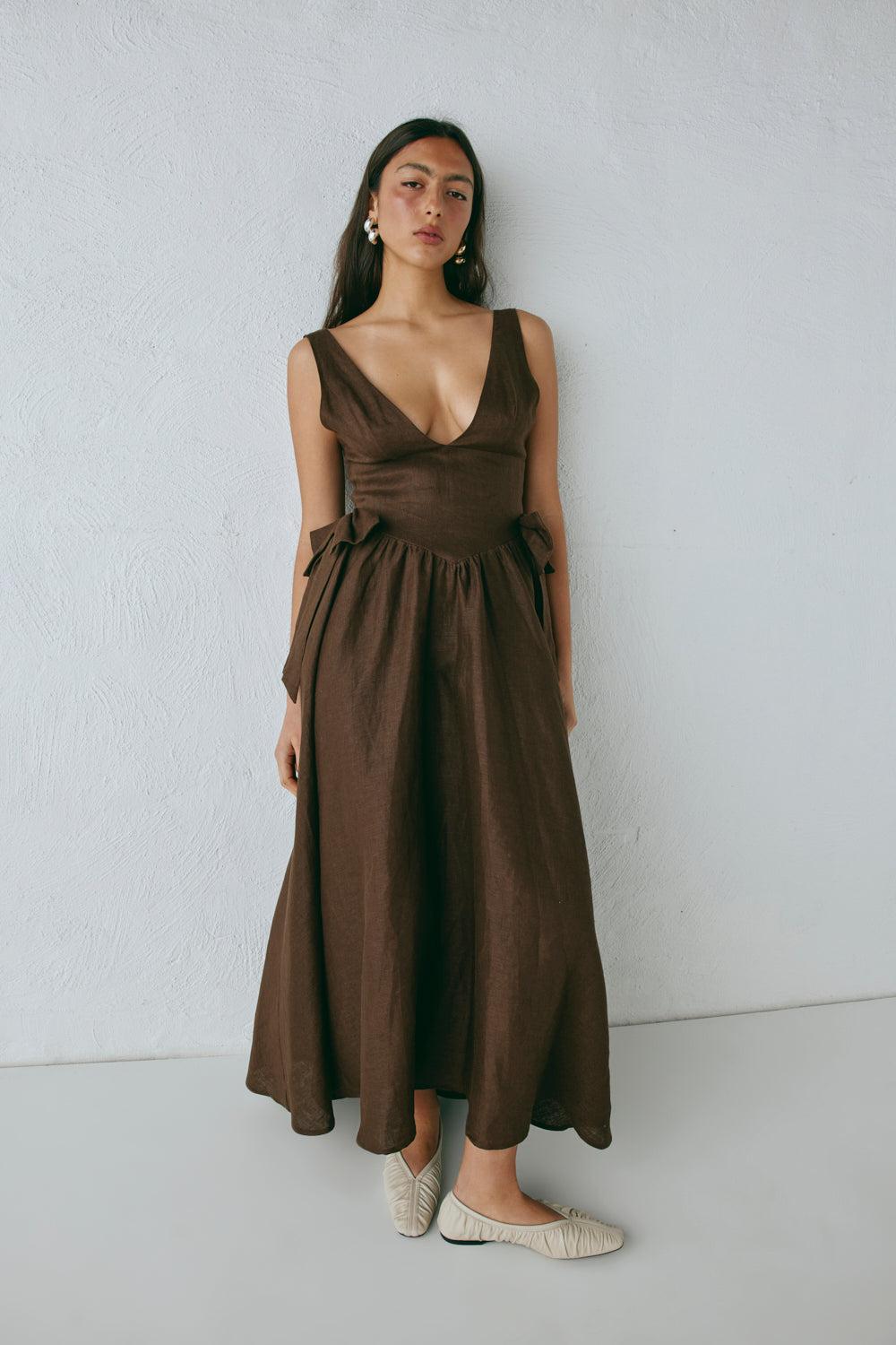 Daphne Linen Midi Dress Chocolate Product Image