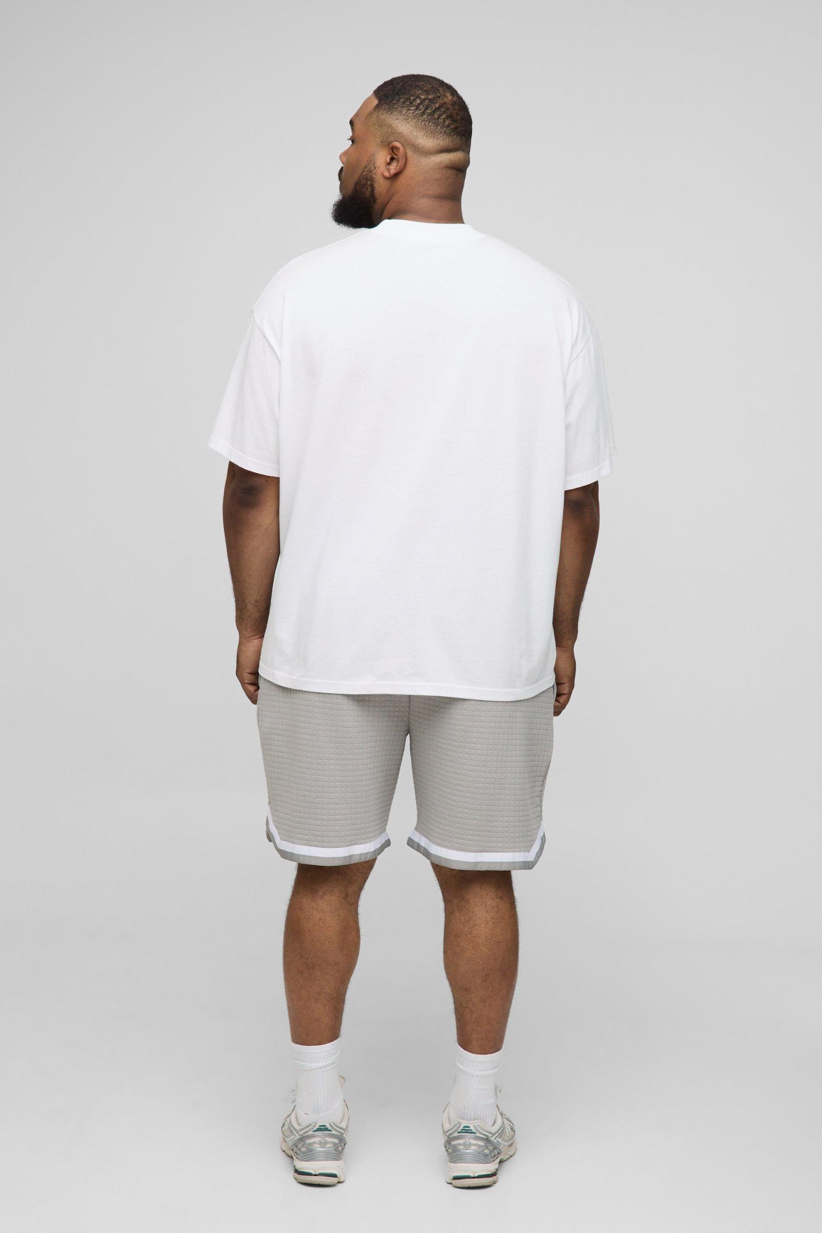 Plus Relaxed Waffle Basketball Sweat Shorts | boohooMAN USA Product Image