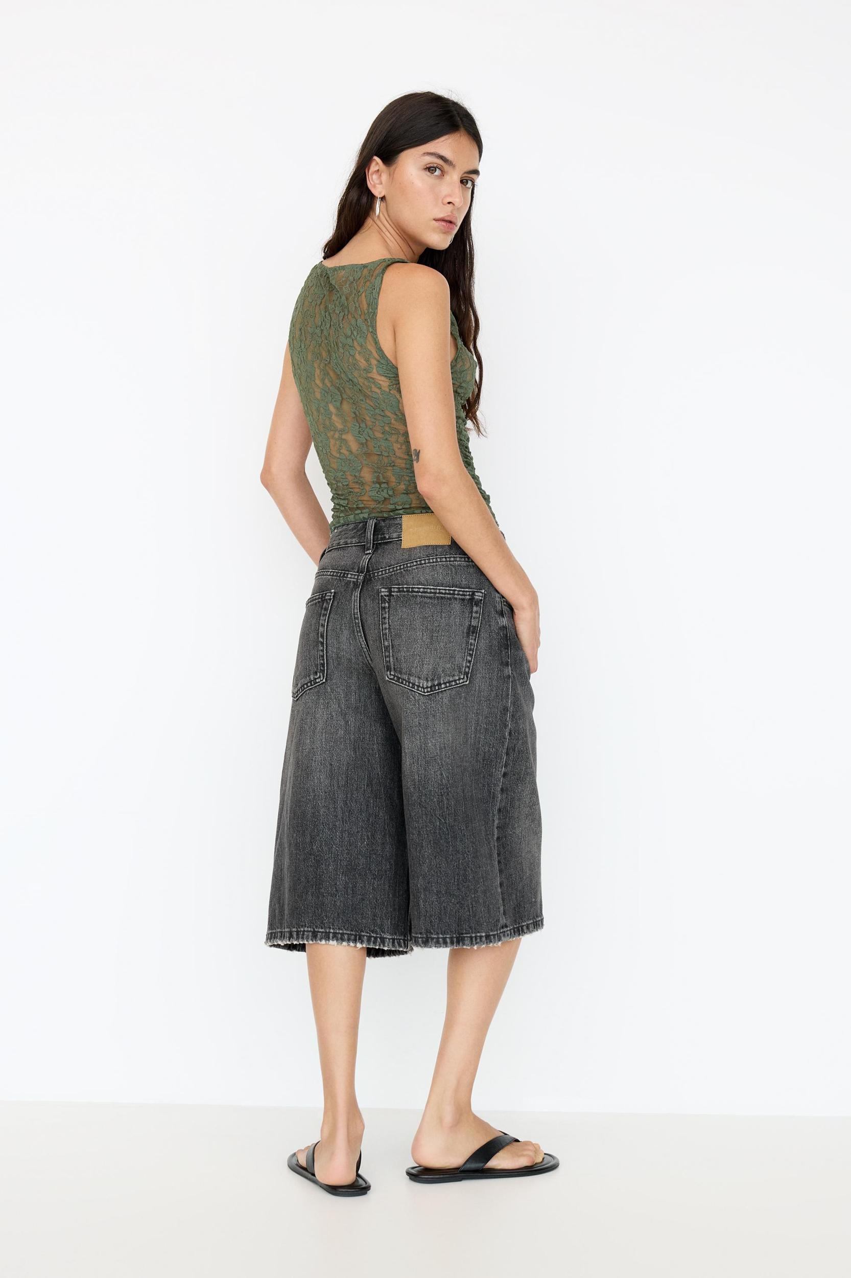 Lace top with gathered sides Product Image