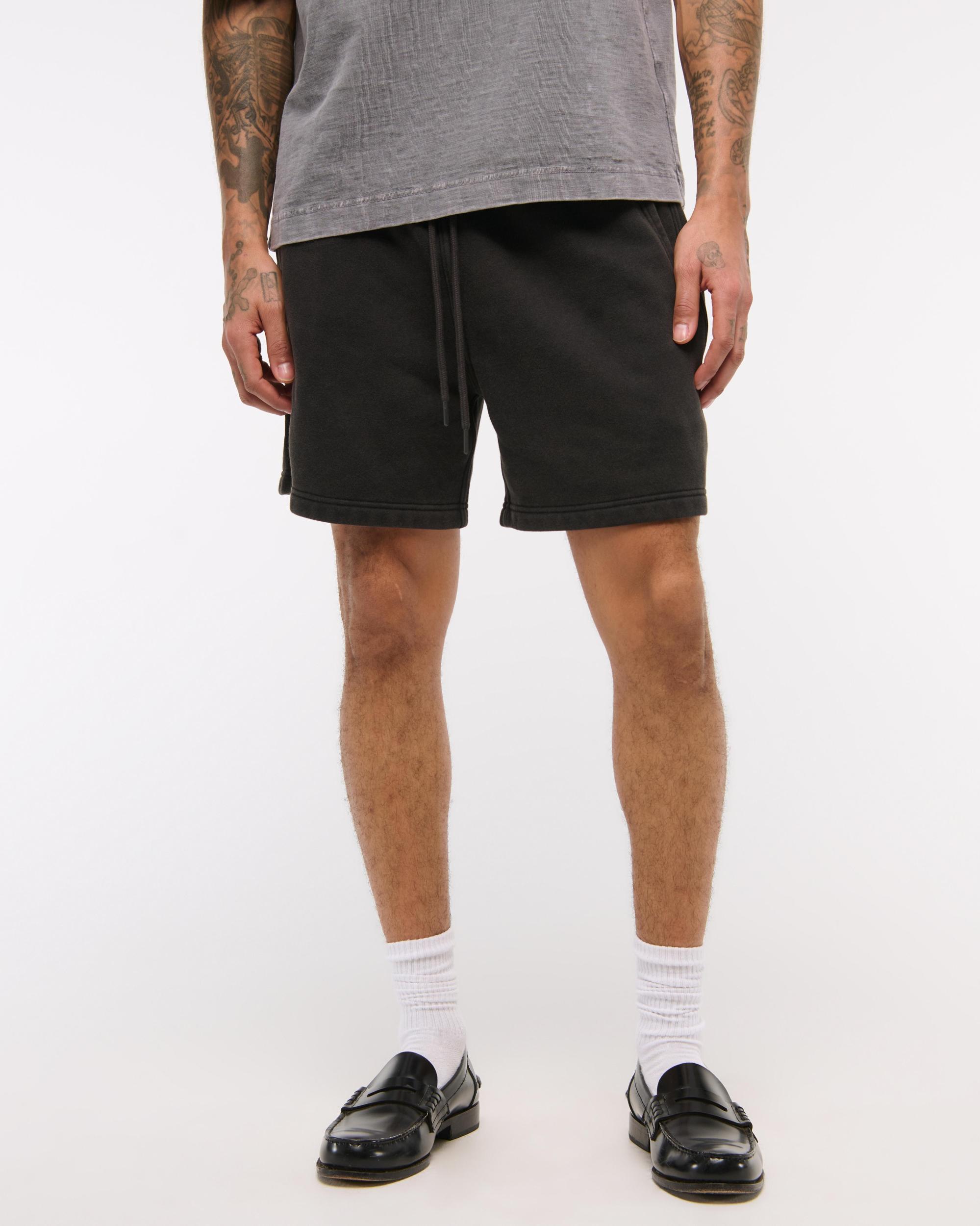 Essential Short Product Image