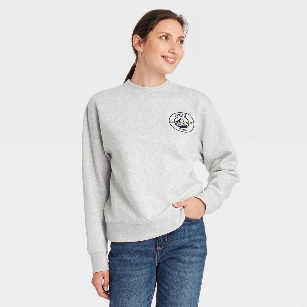 Womens Leisure Studio Graphic Sweatshirt - Universal Thread Heather XS Product Image