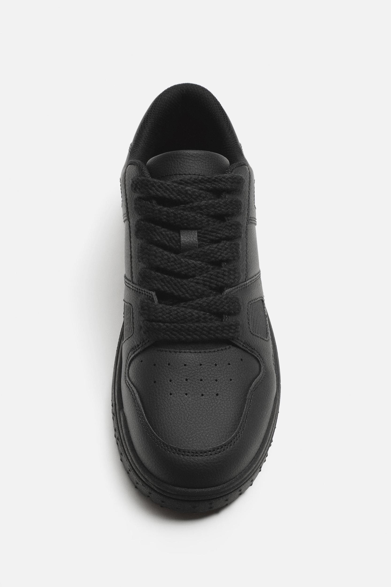 RETRO STYLE SNEAKERS Product Image