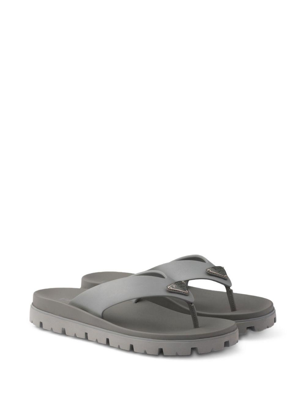 rubber flip-flops Product Image