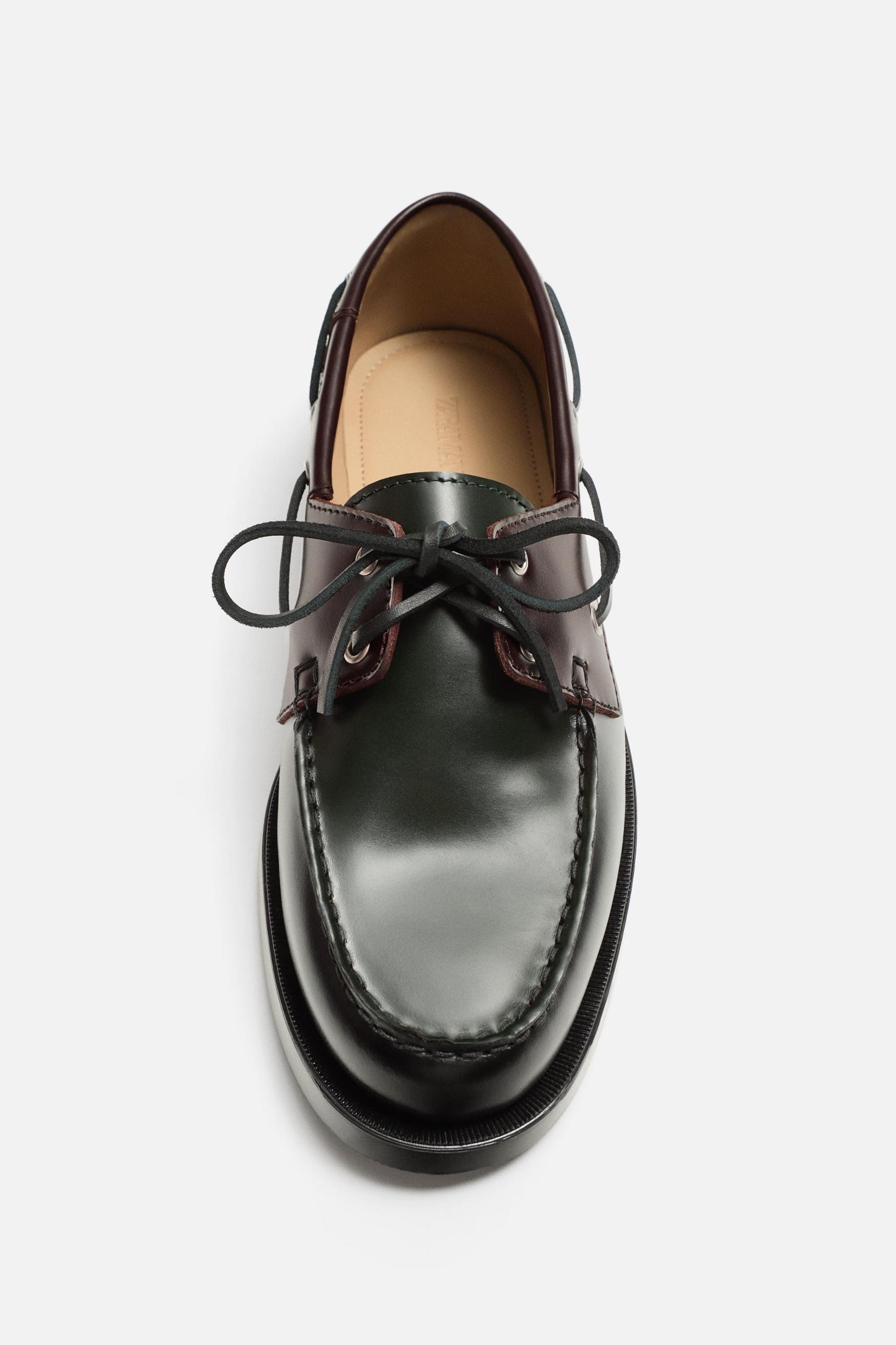 LEATHER BOAT SHOES Product Image