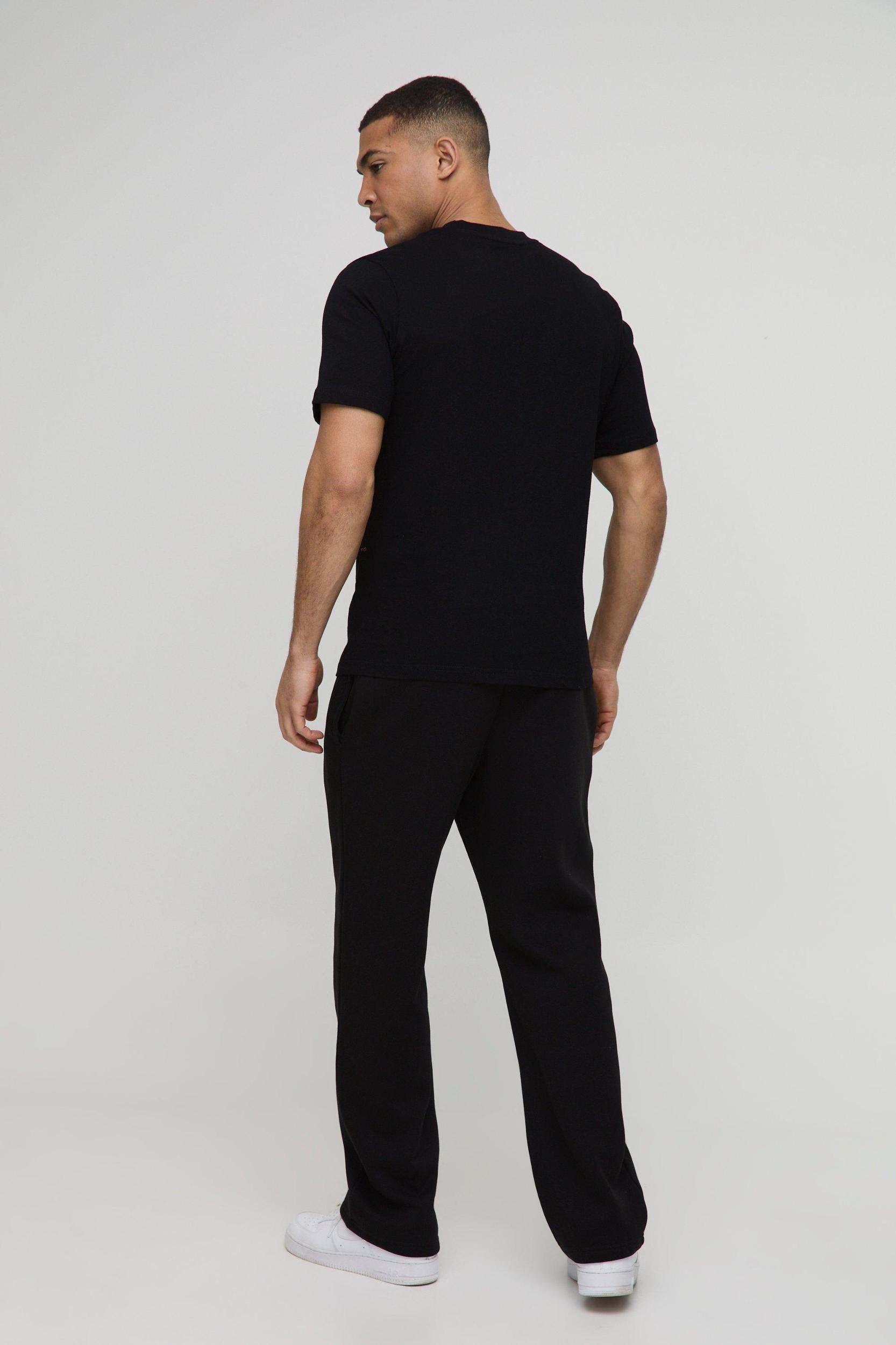 2 Pack Regular Fit Basic T-Shirt | boohooMAN USA Product Image