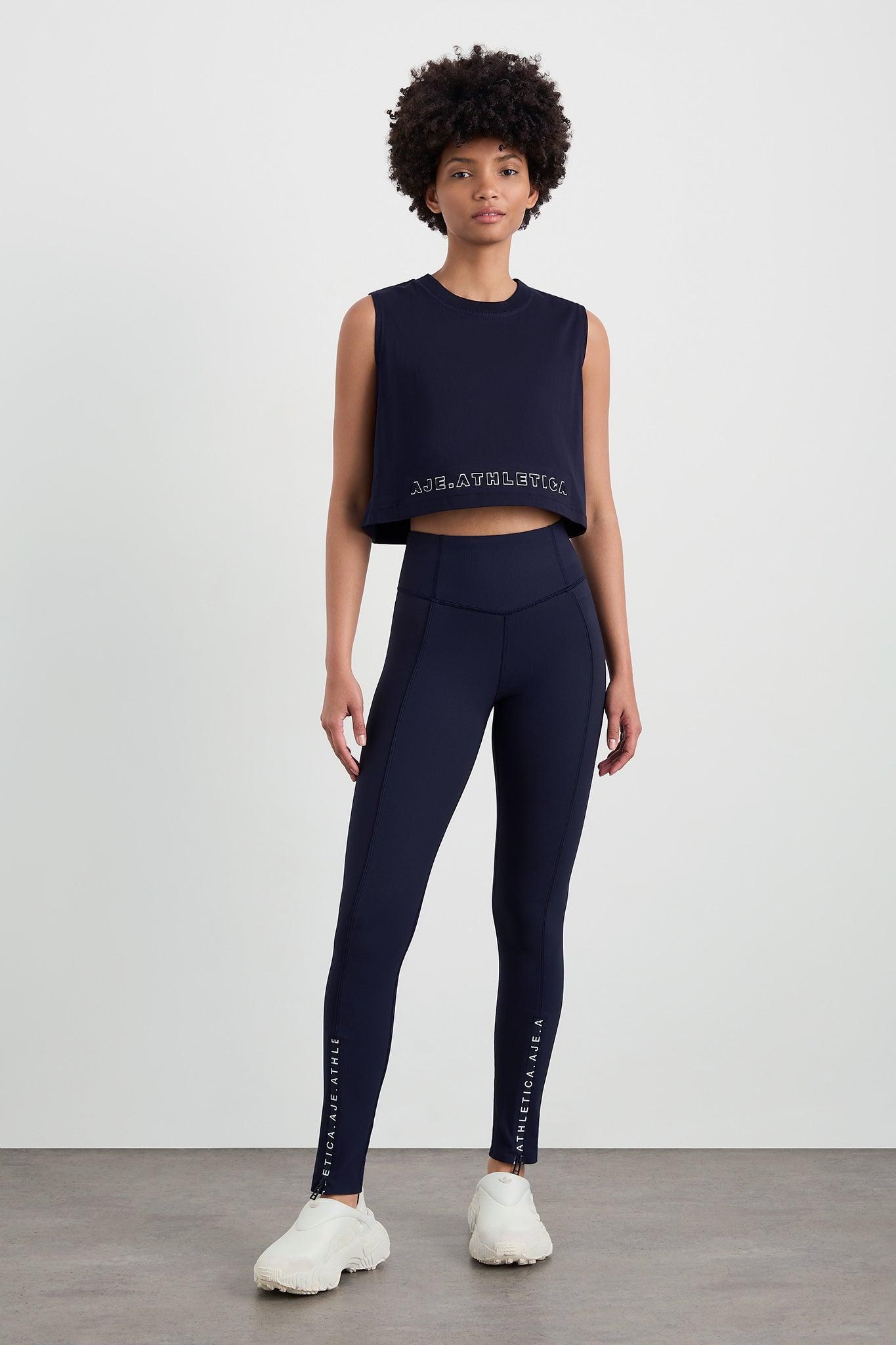 Cropped Tank 106 Product Image